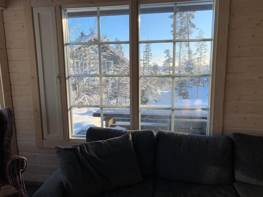 Villa Riihitonttu - Cozy Cabin for 8 Guests
