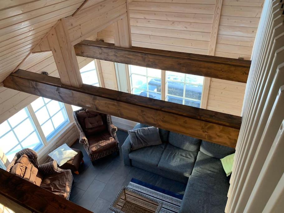 Villa Riihitonttu - Cozy Cabin for 8 Guests