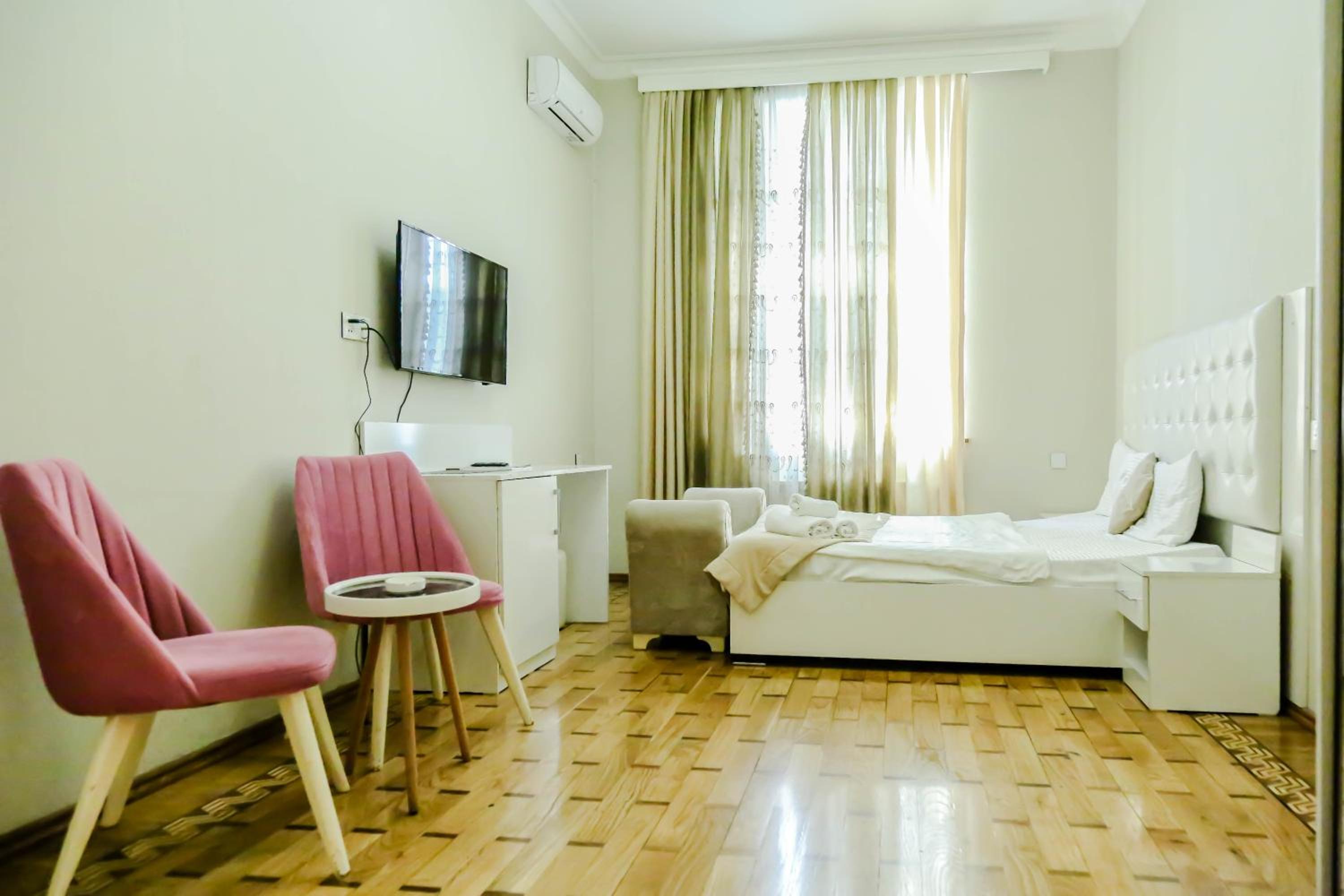 WH Hotel & SPA