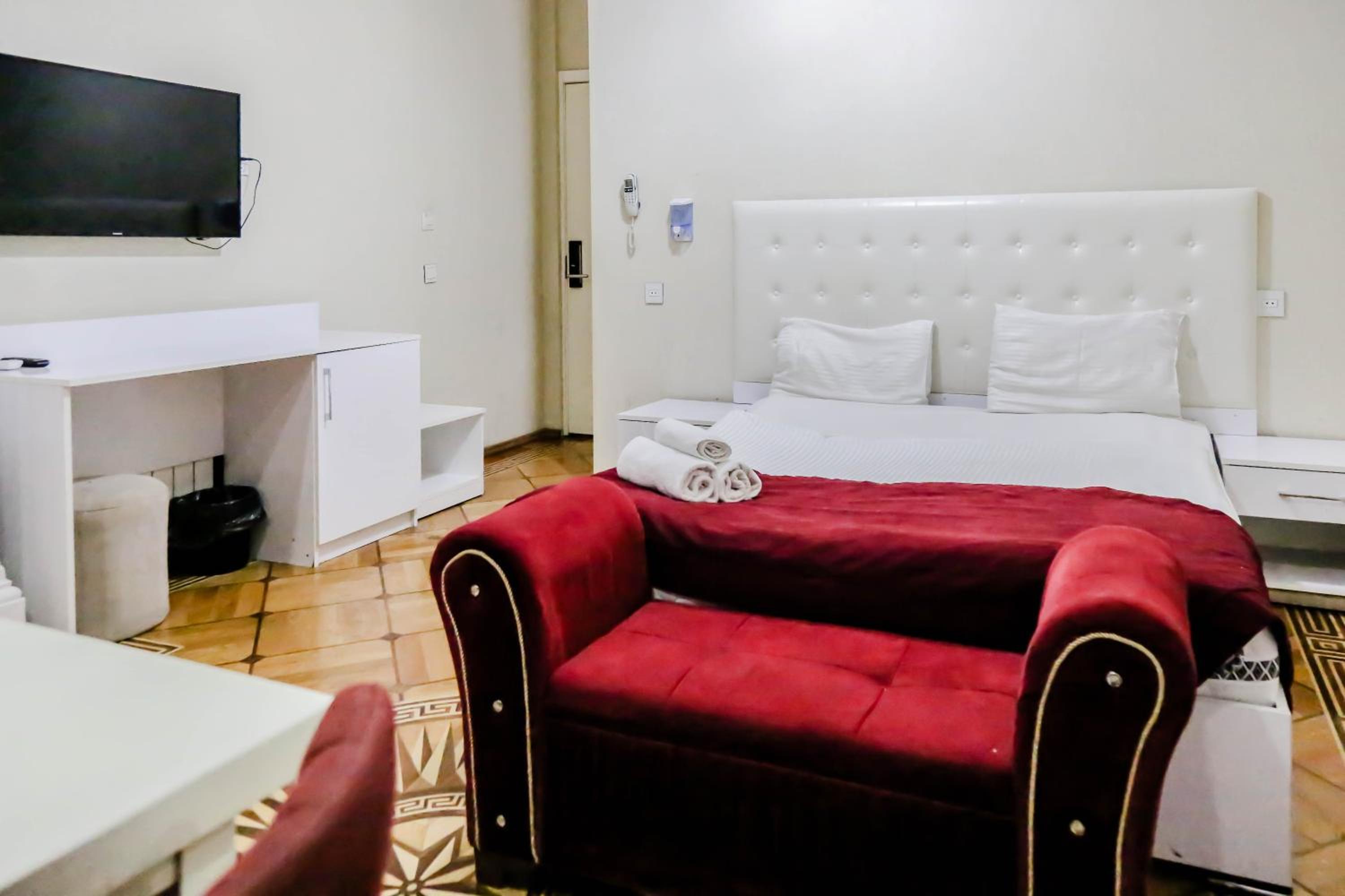 WH Hotel & SPA