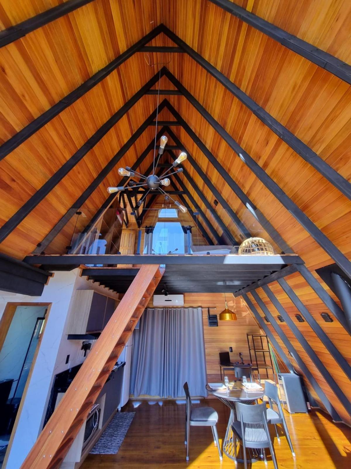 Vila Rosa Lodges - Chalés e Domo