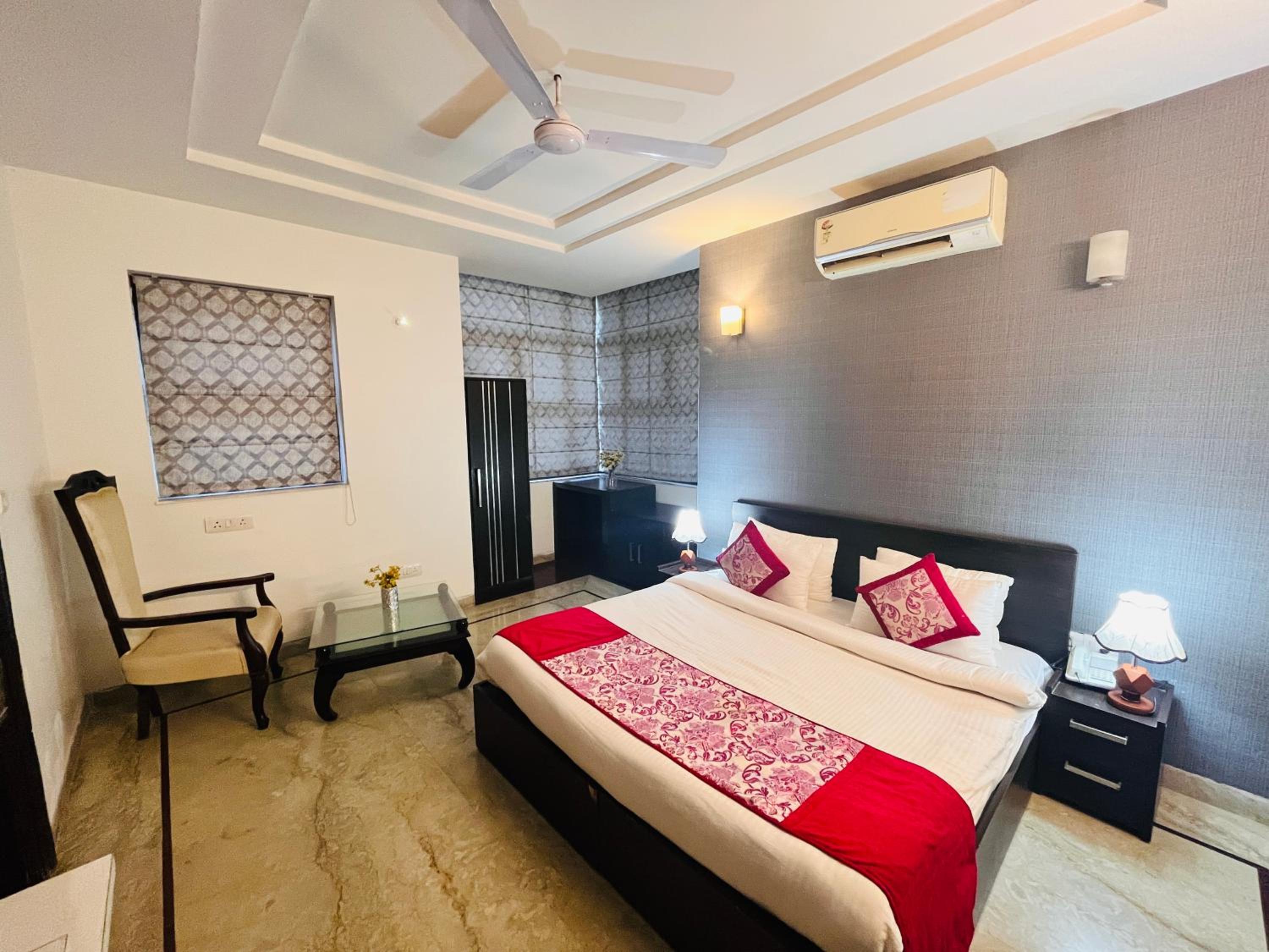 Hotel Dayal Regency near IMT Chowk Manesar, Manesar