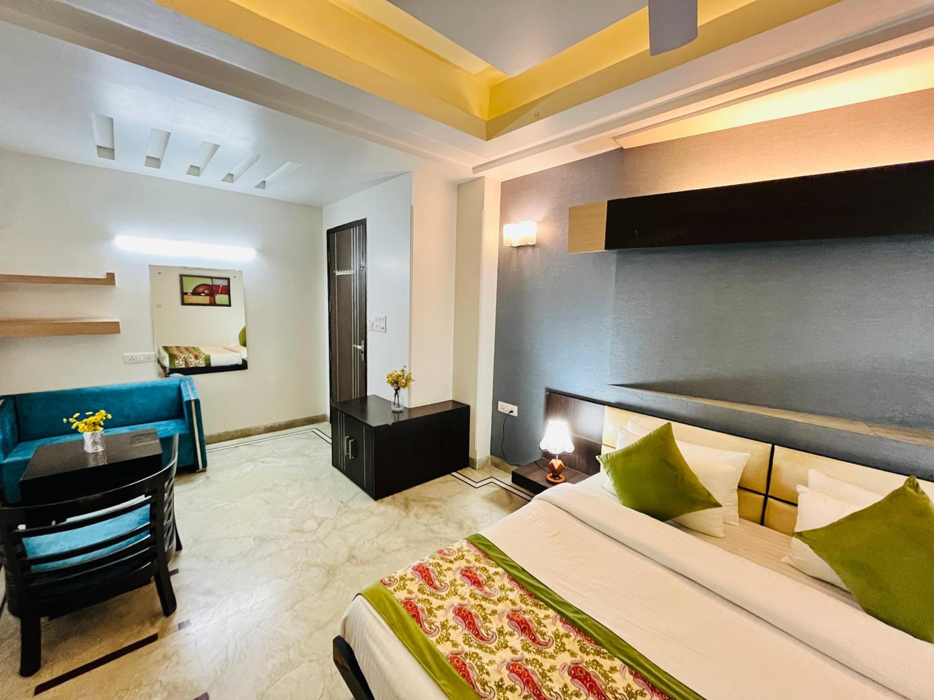 Hotel Dayal Regency near IMT Chowk Manesar, Manesar