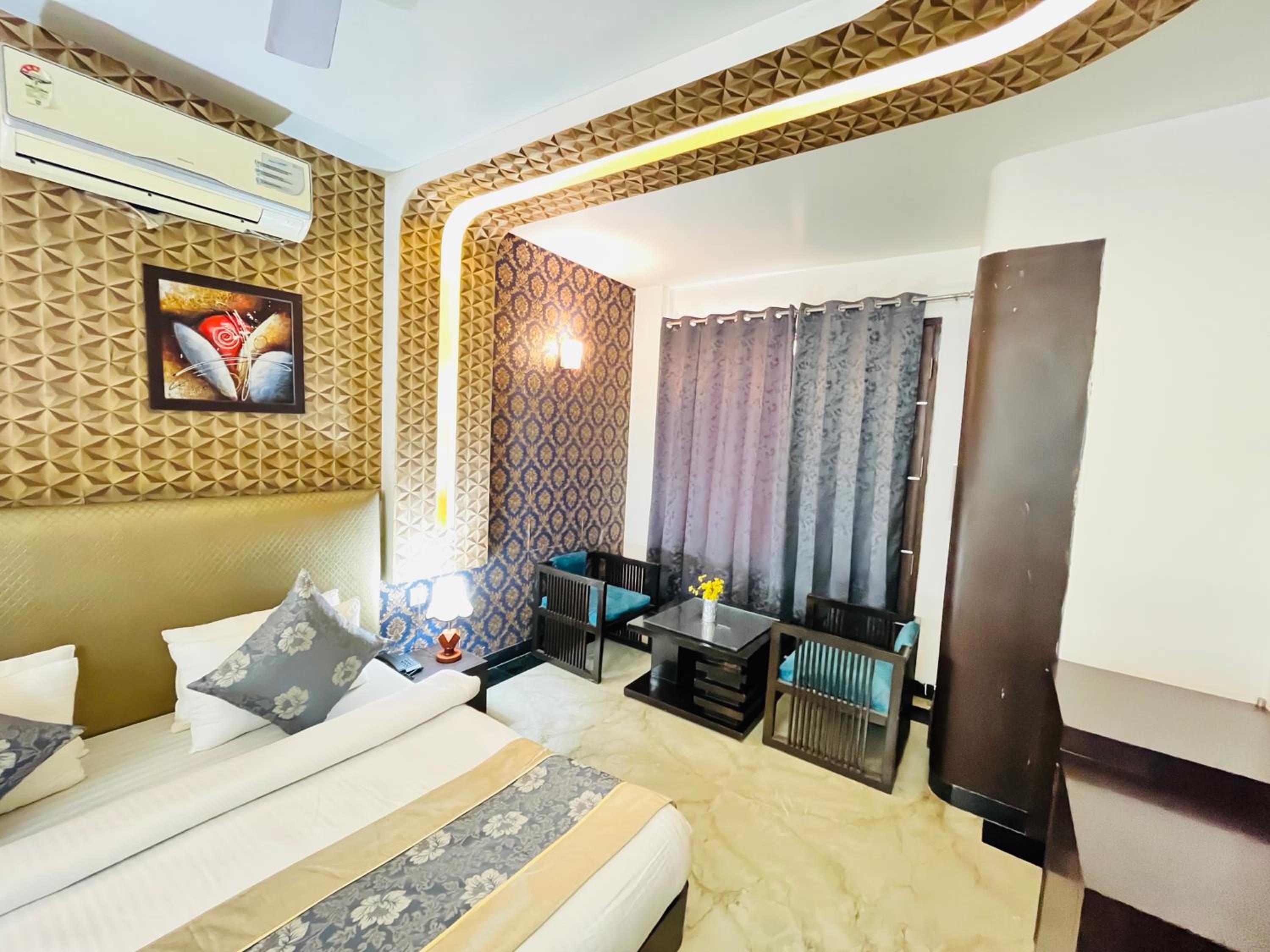 Hotel Dayal Regency near IMT Chowk Manesar, Manesar