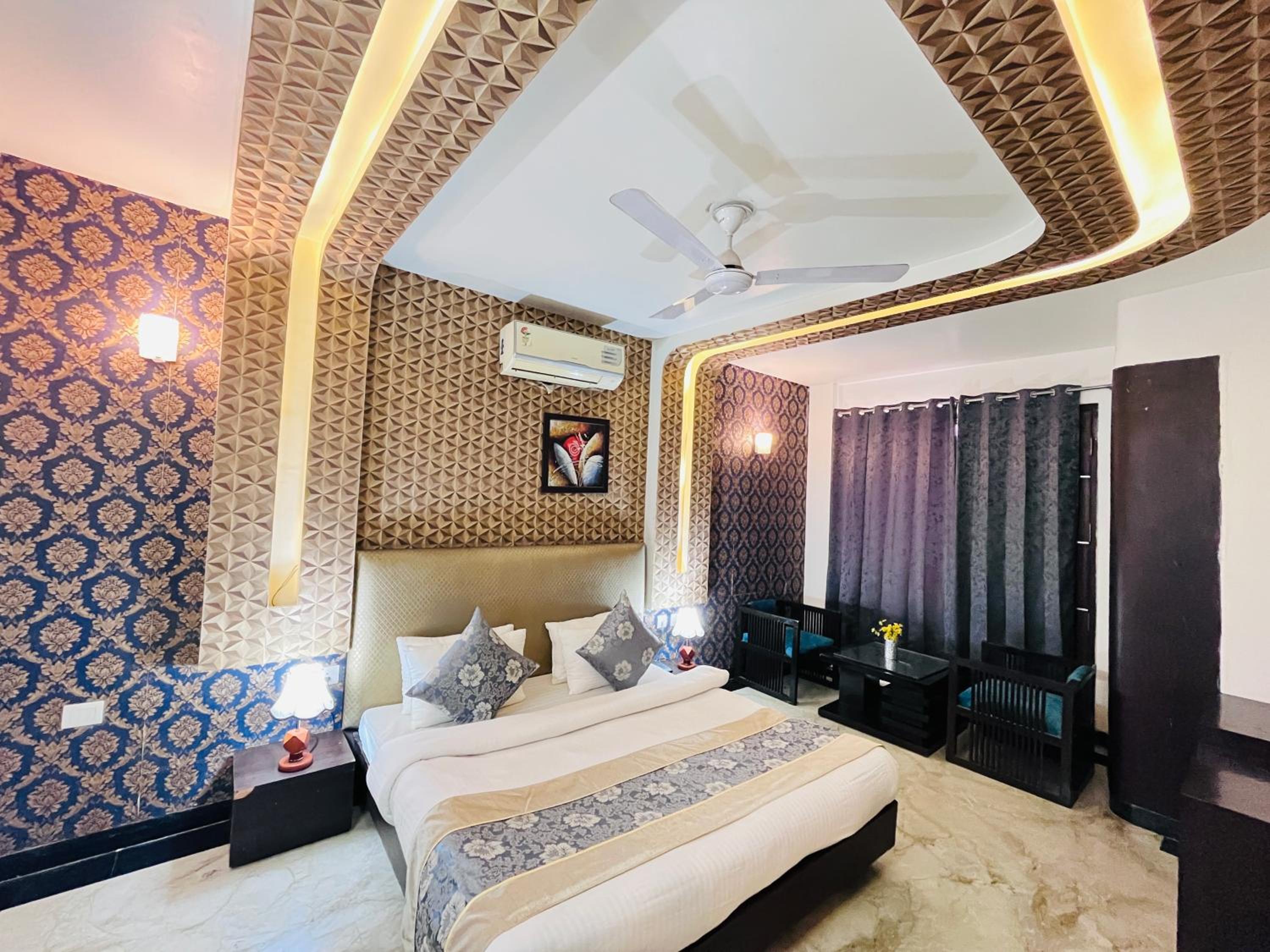 Hotel Dayal Regency near IMT Chowk Manesar, Manesar