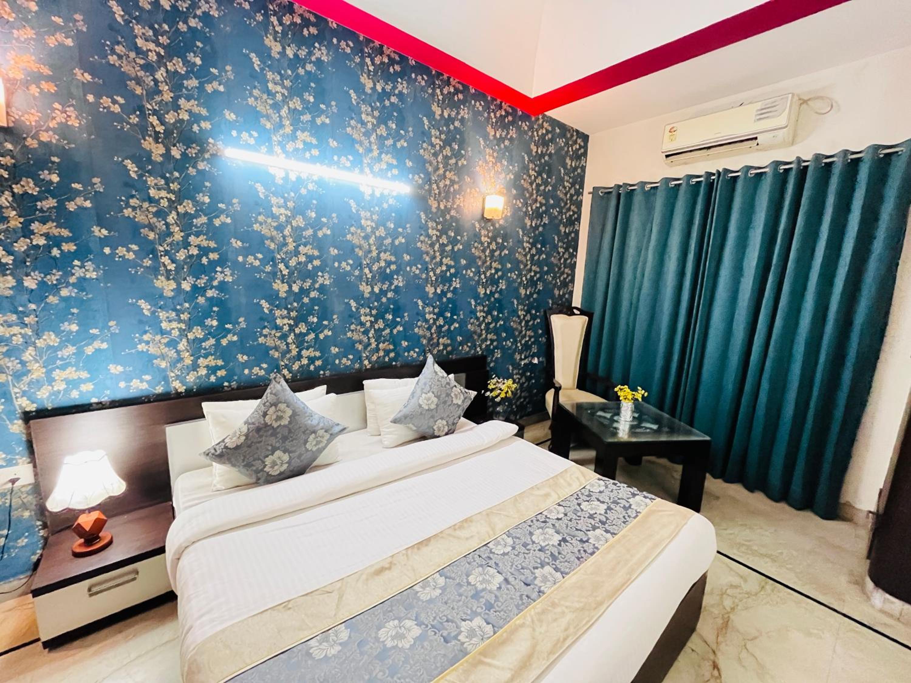 Hotel Dayal Regency near IMT Chowk Manesar, Manesar