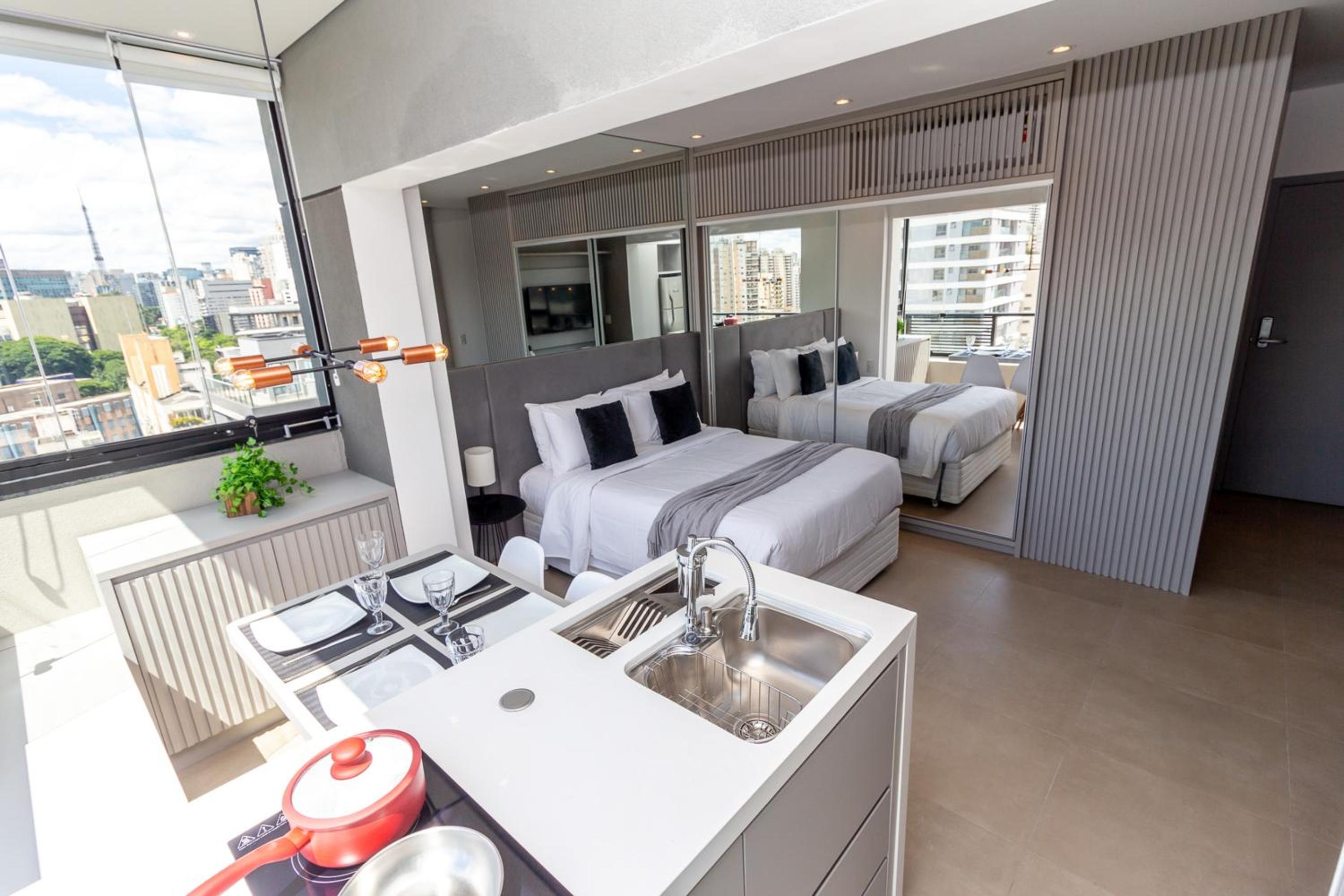 360 VN Capote Valente by Housi