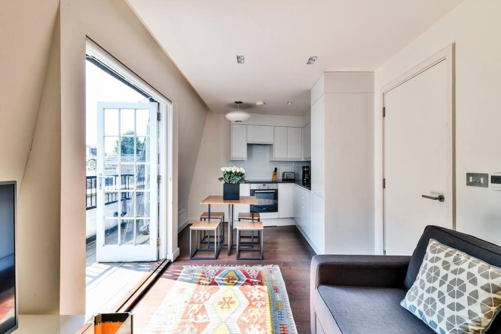 Knightsbridge/Chelsea penthouse