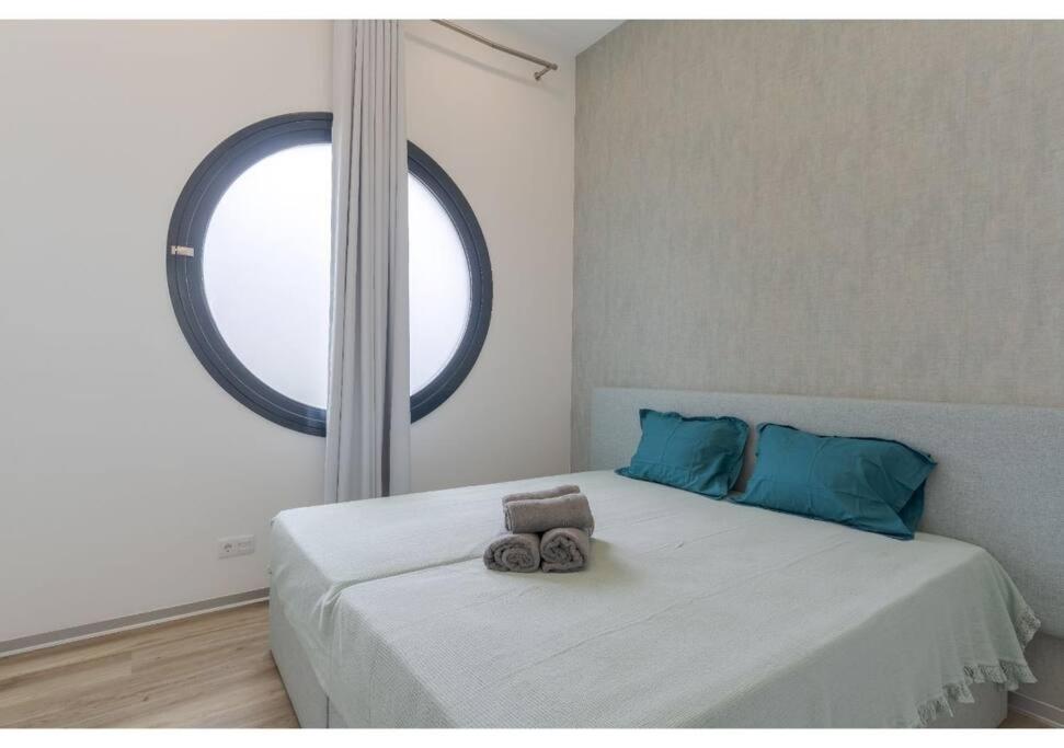 The pool house in Ponta de Sol view 4
