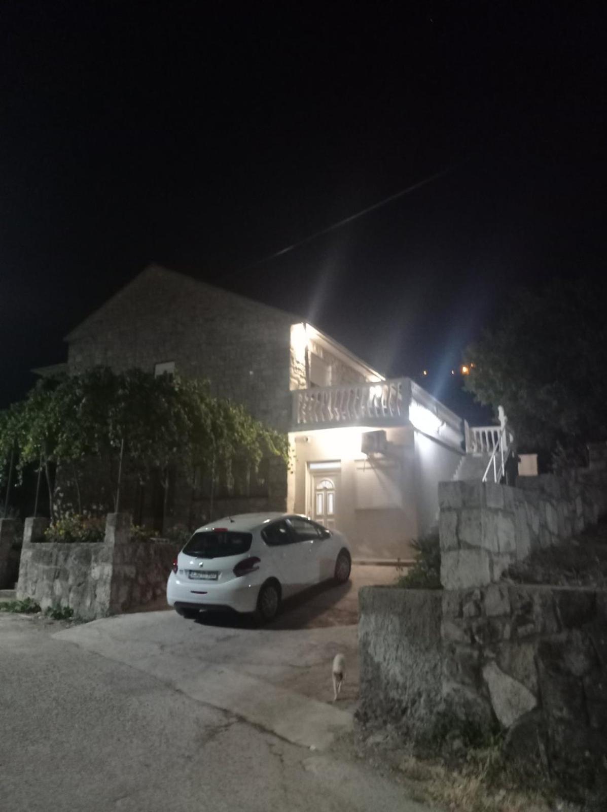 Jovanluka apartman studio nadomak Arslanaginića mosta