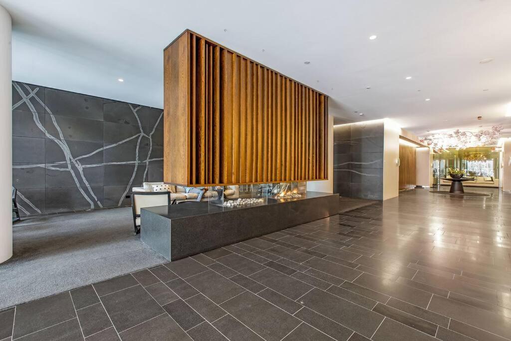 Premium Albert Park Grand Prix Apartment by Ready Set Host