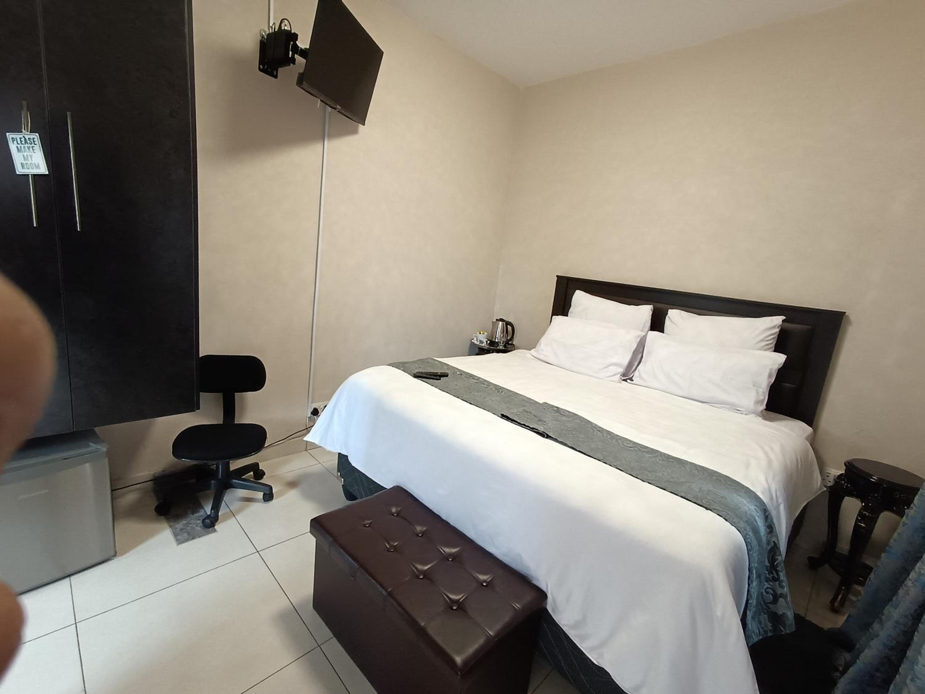 Manasseh Guesthouse