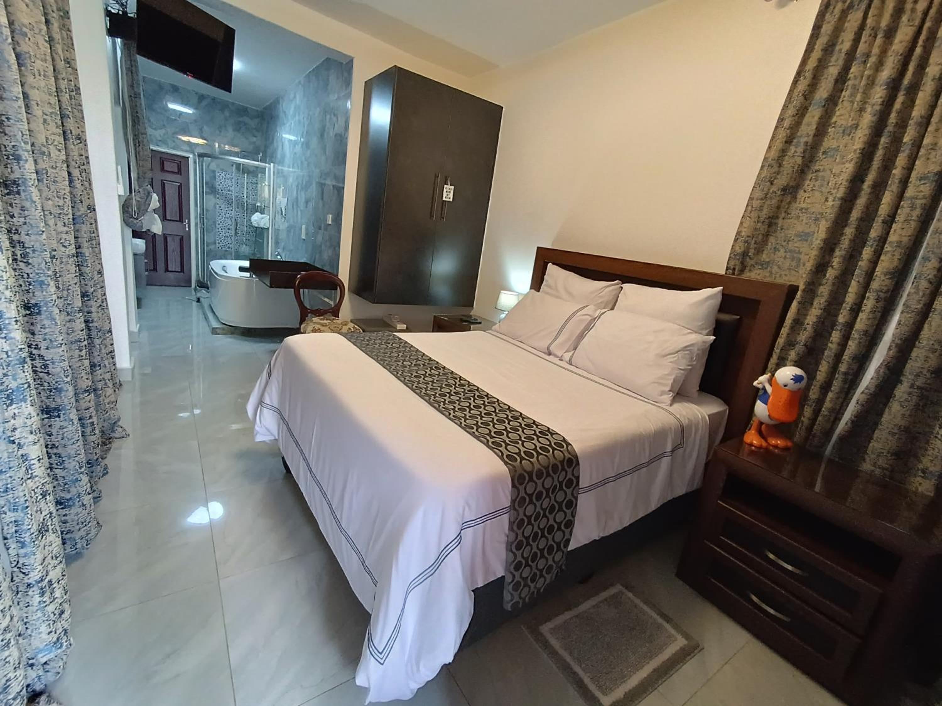 Manasseh Guesthouse