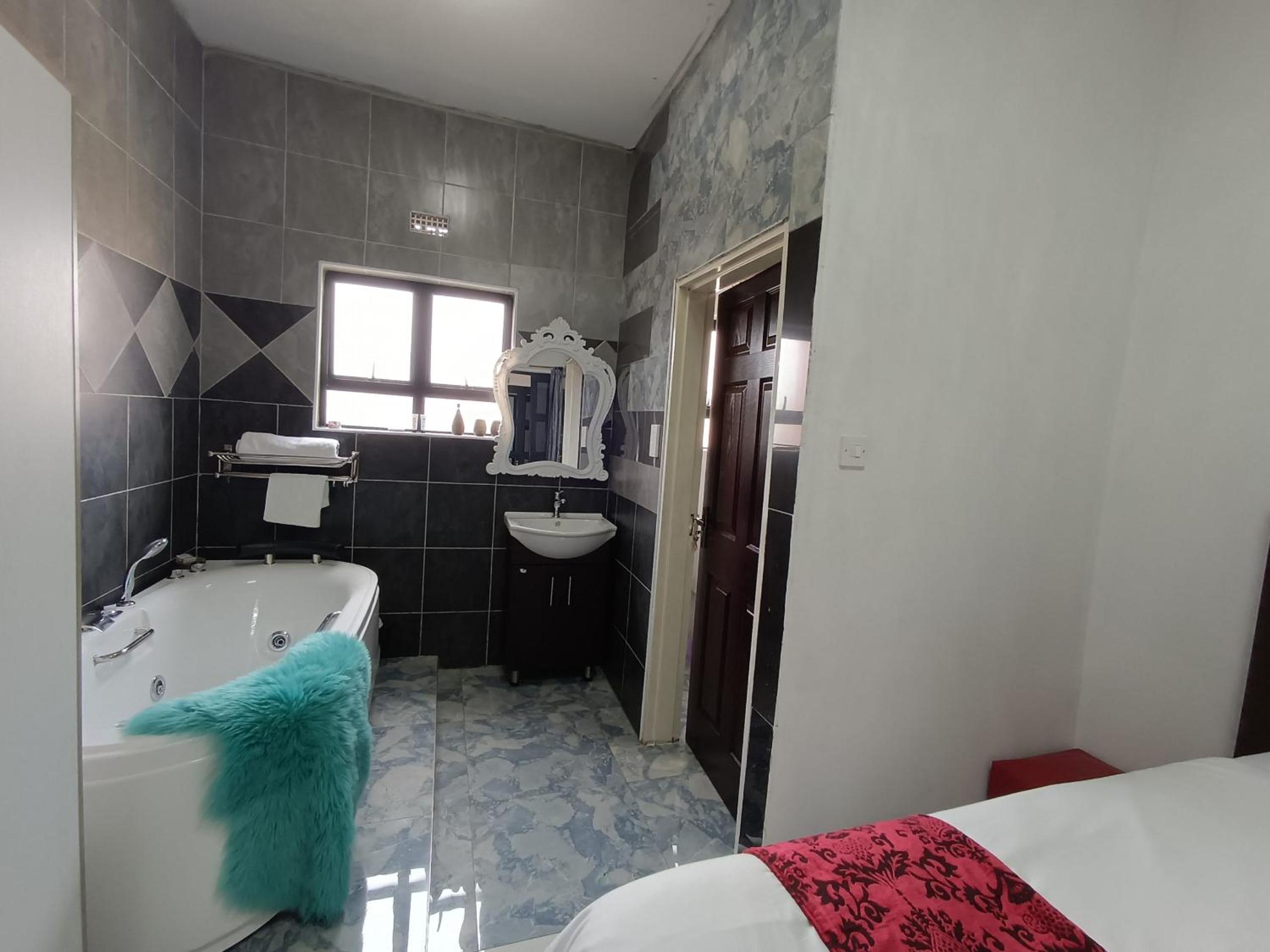 Manasseh Guesthouse