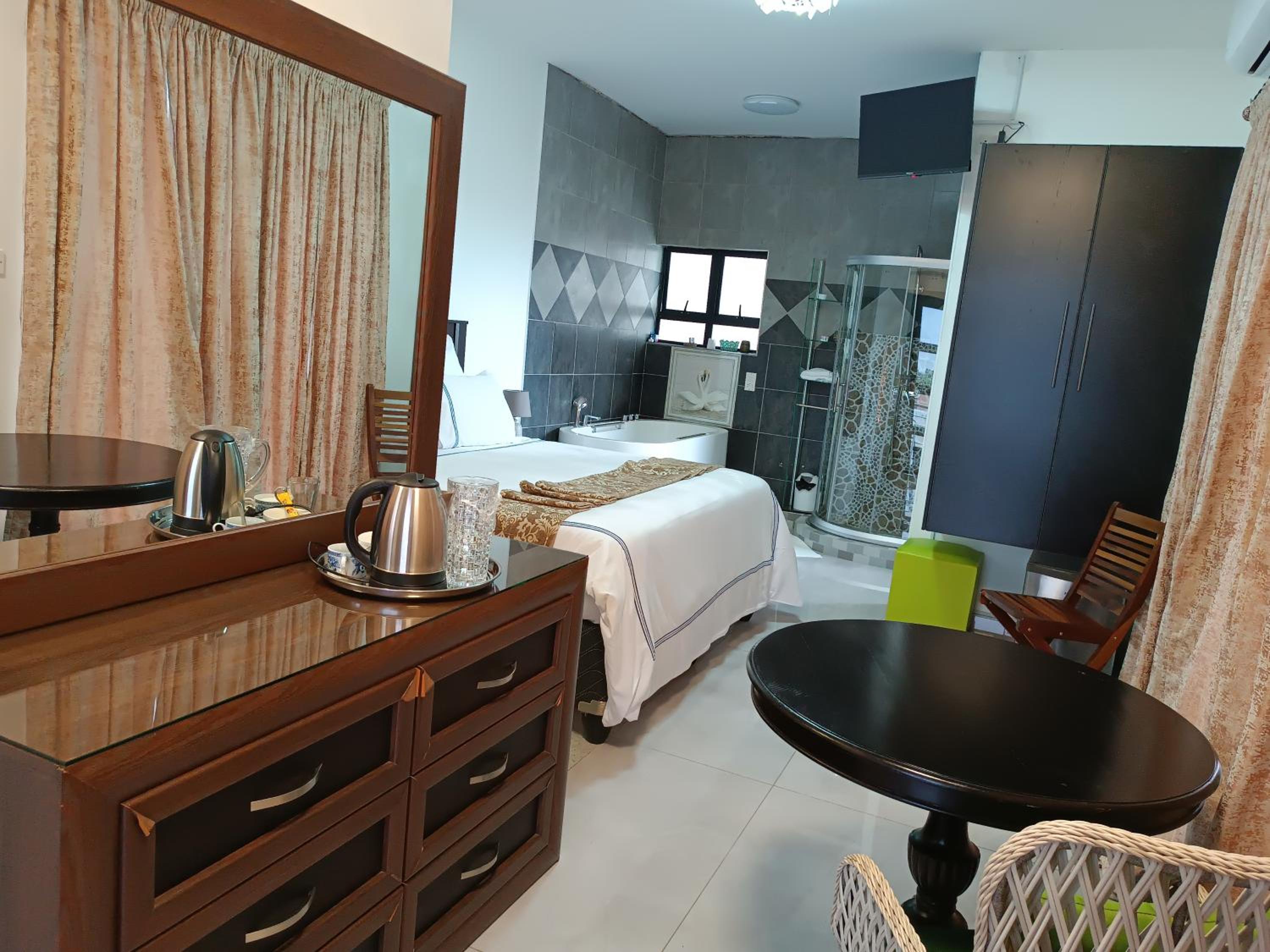 Manasseh Guesthouse