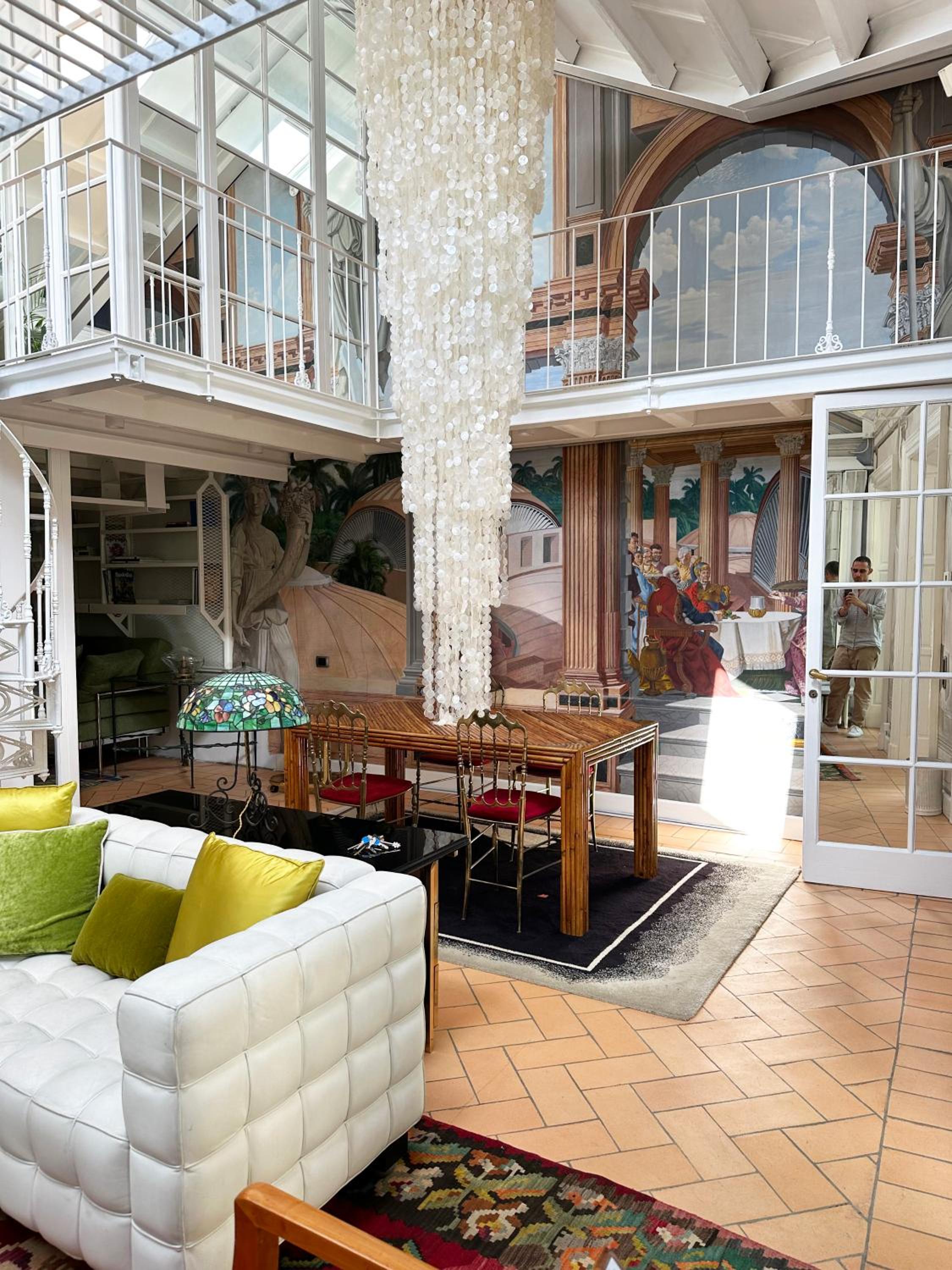 lounge