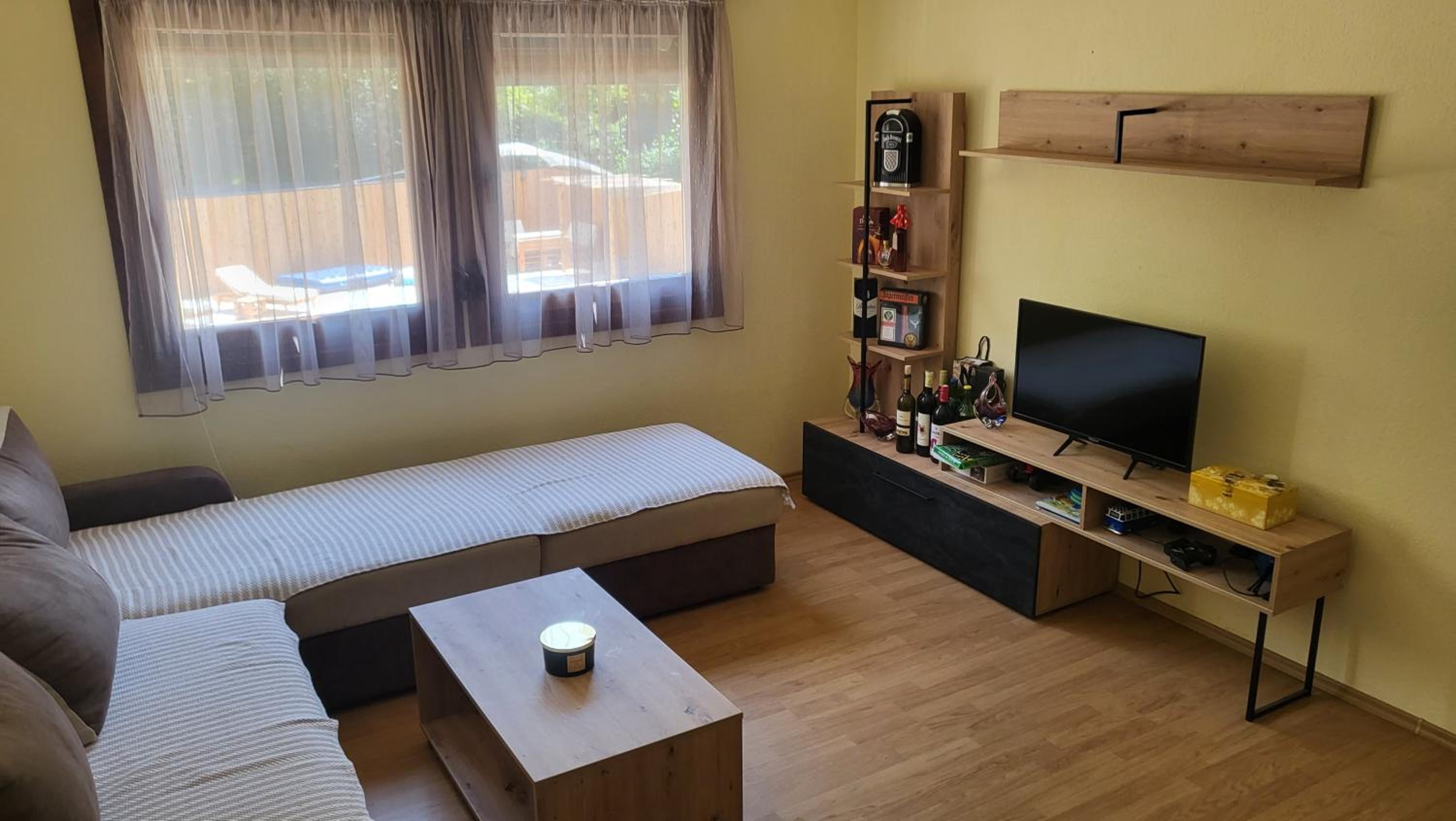 Holiday home with private pool ''Lux Banja Luka''