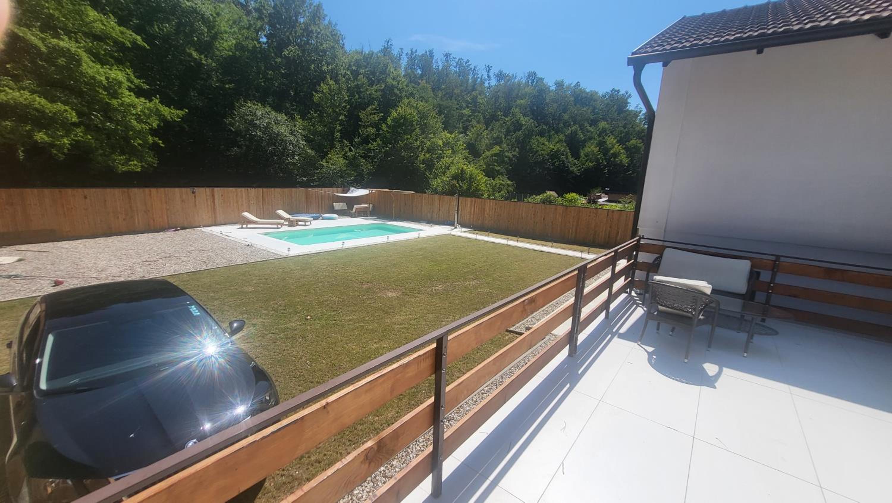 Holiday home with private pool ''Lux Banja Luka''