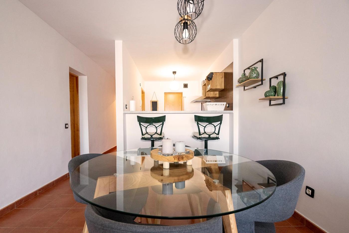 Artistic beachfront apartment