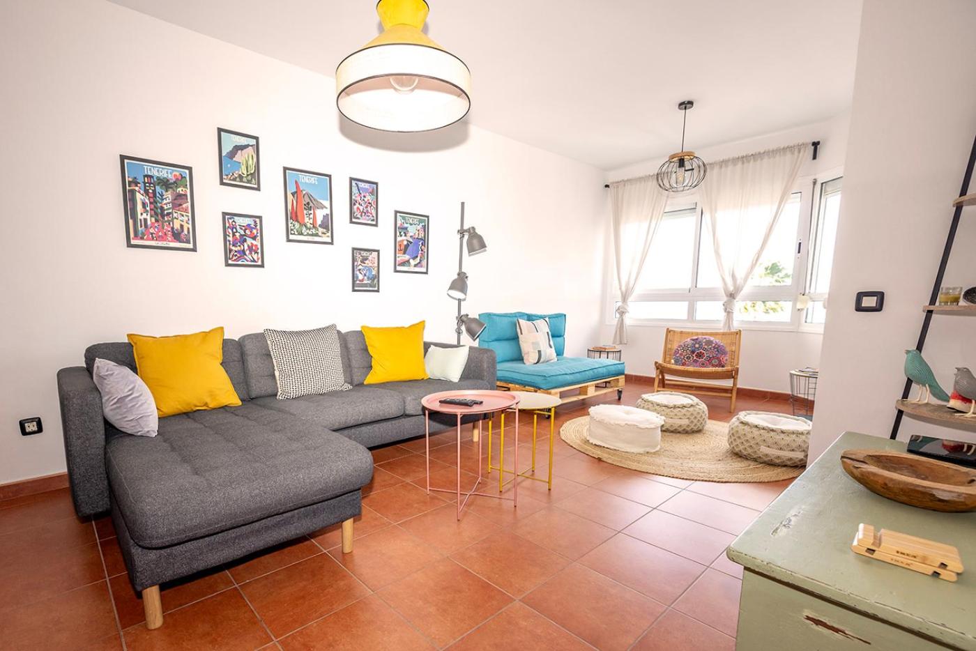 Artistic beachfront apartment