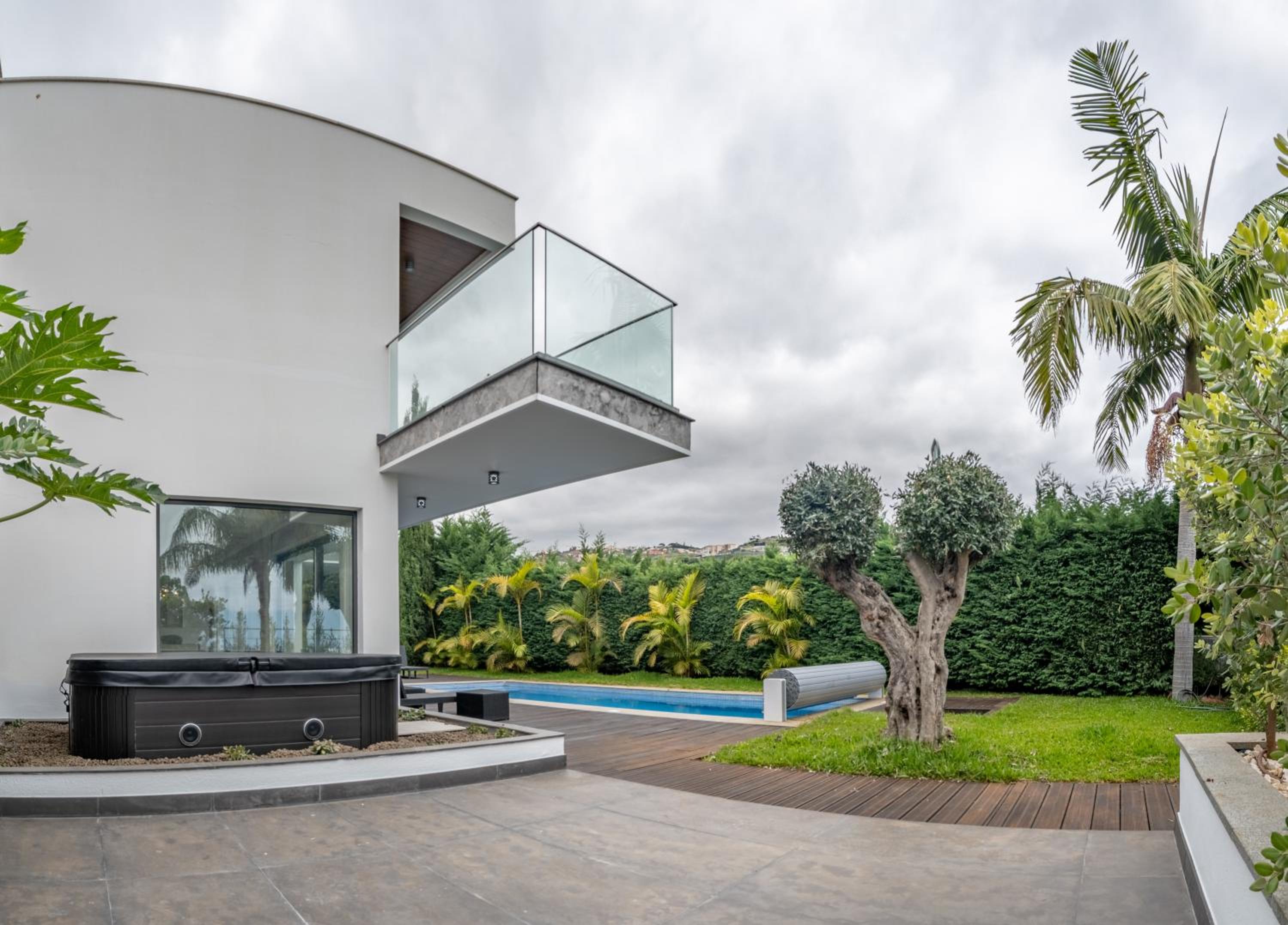 Gold Villa