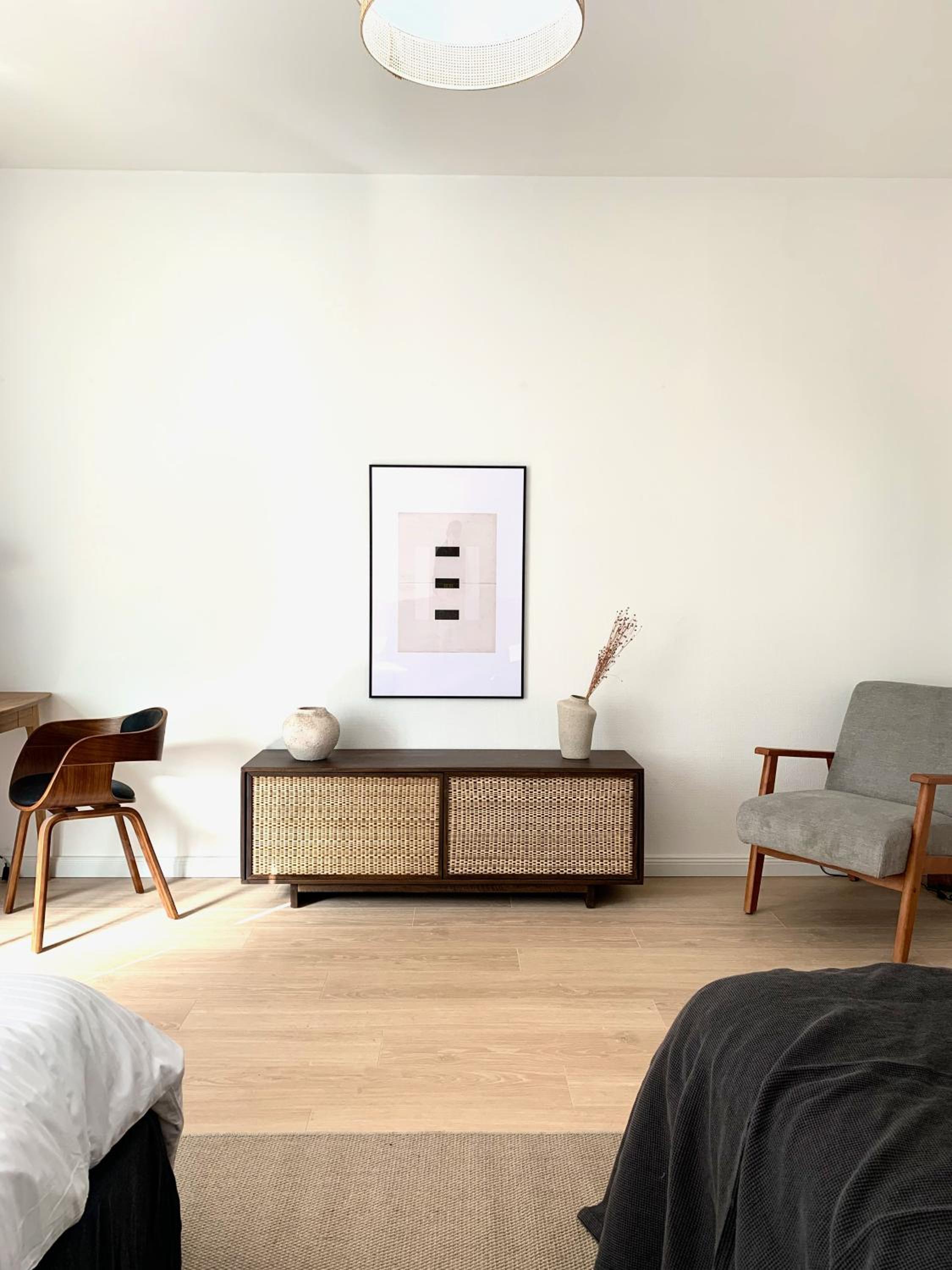Cosy, Spacious, and Central