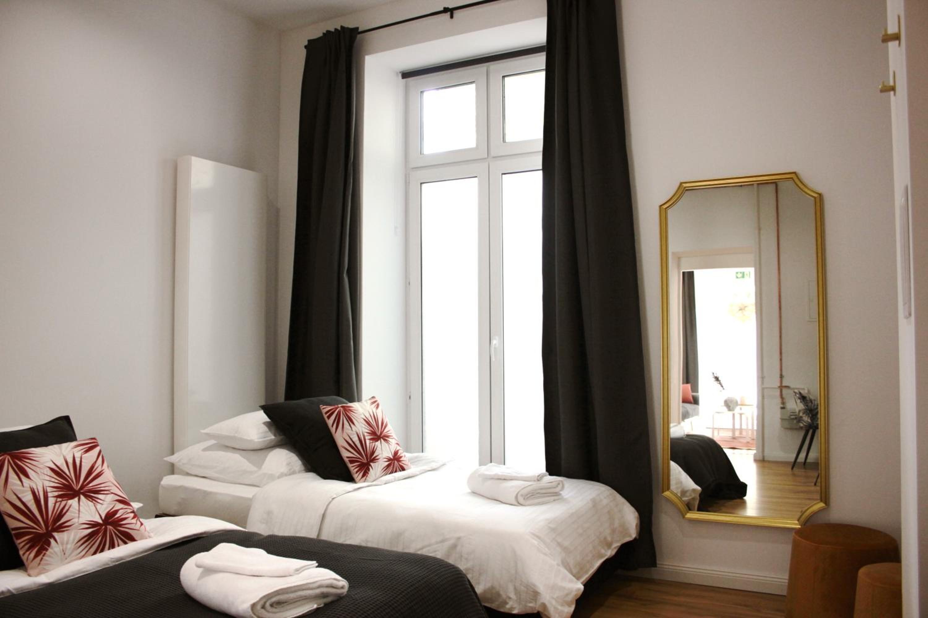 Cosy, Spacious, and Central