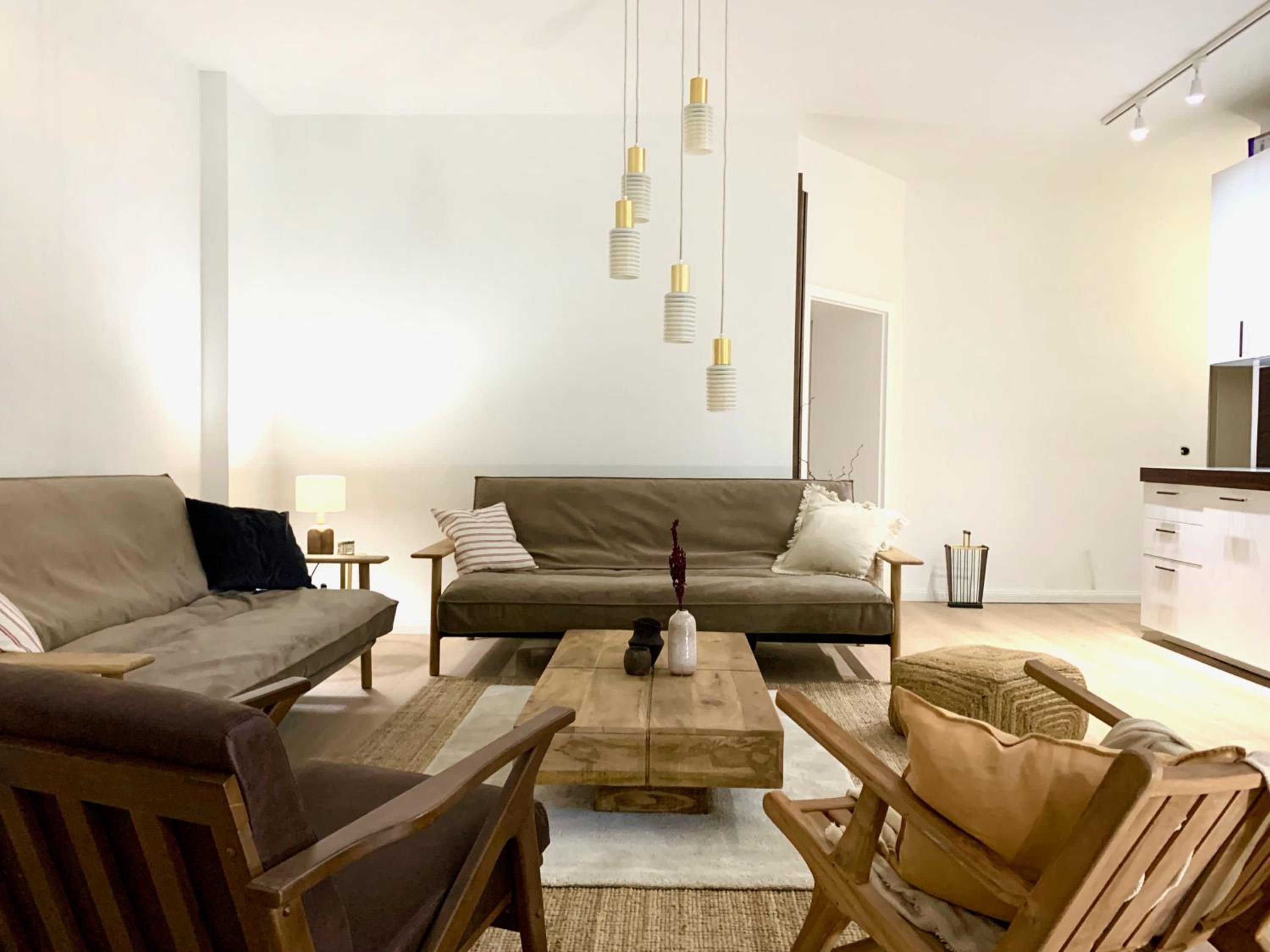 Cosy, Spacious, and Central