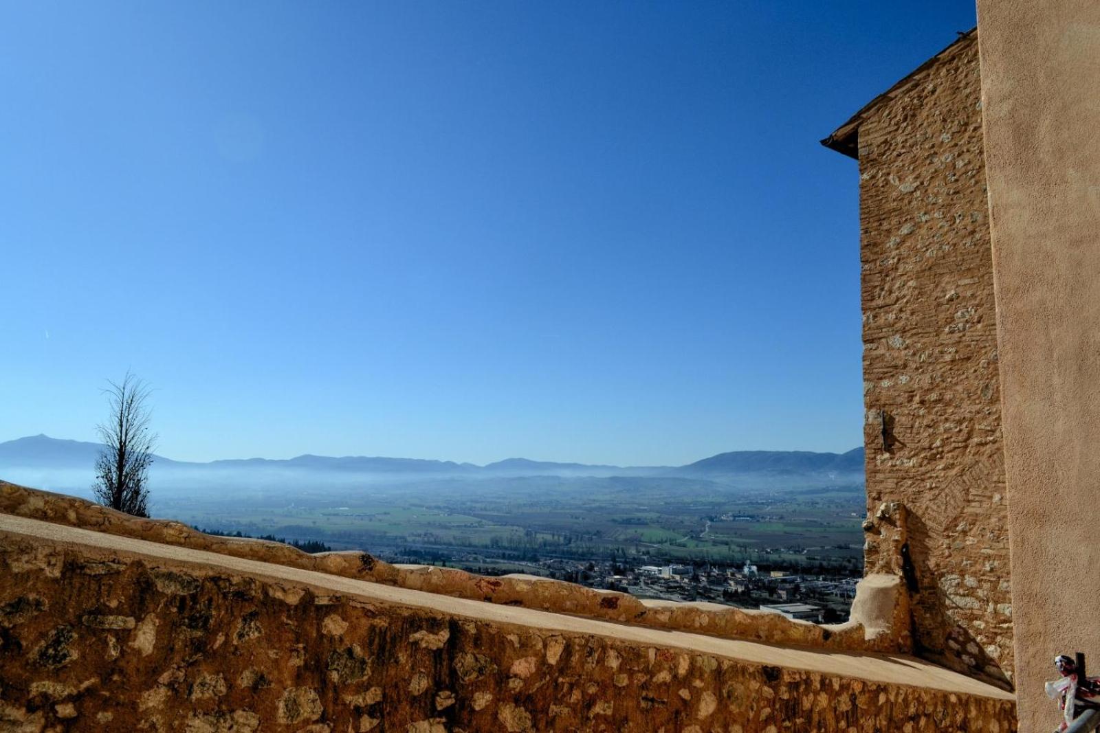 Casa Trevi via Fantosati view 5