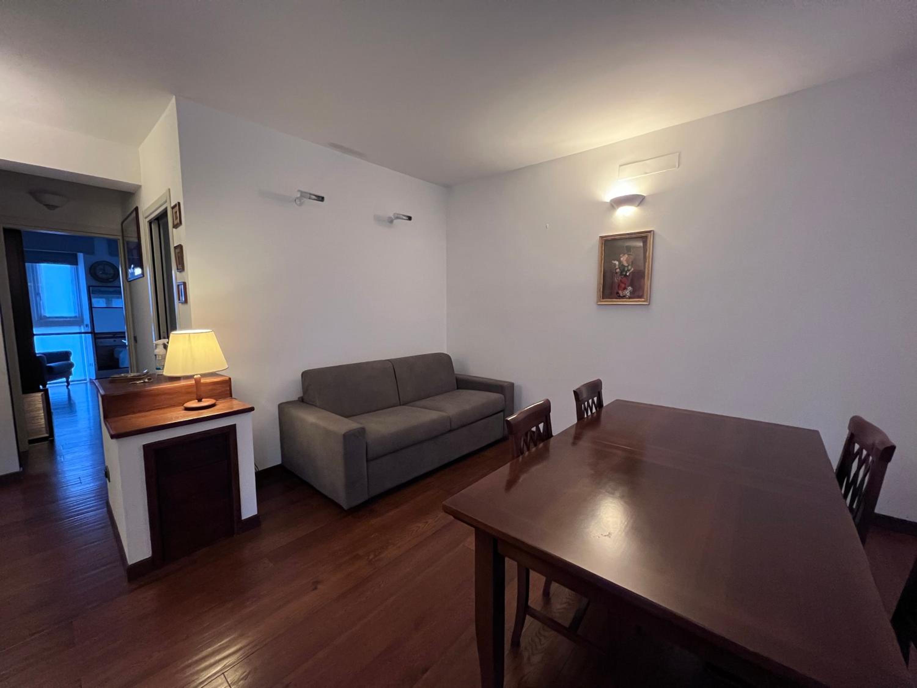 Casa vacanze Attico sul lago di Lecco, a due passi dal centro con posto auto