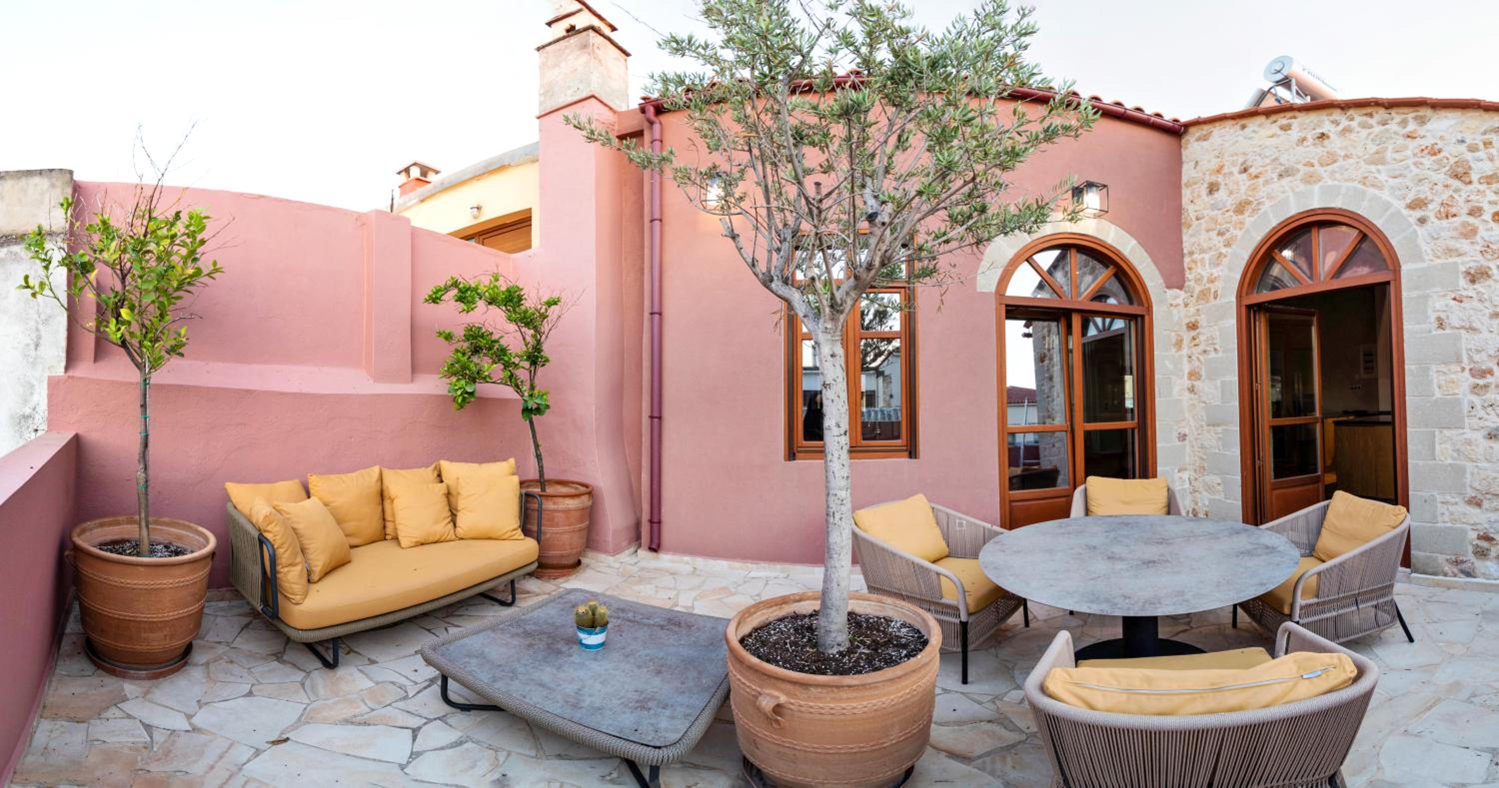 Luminous a House of Luxury