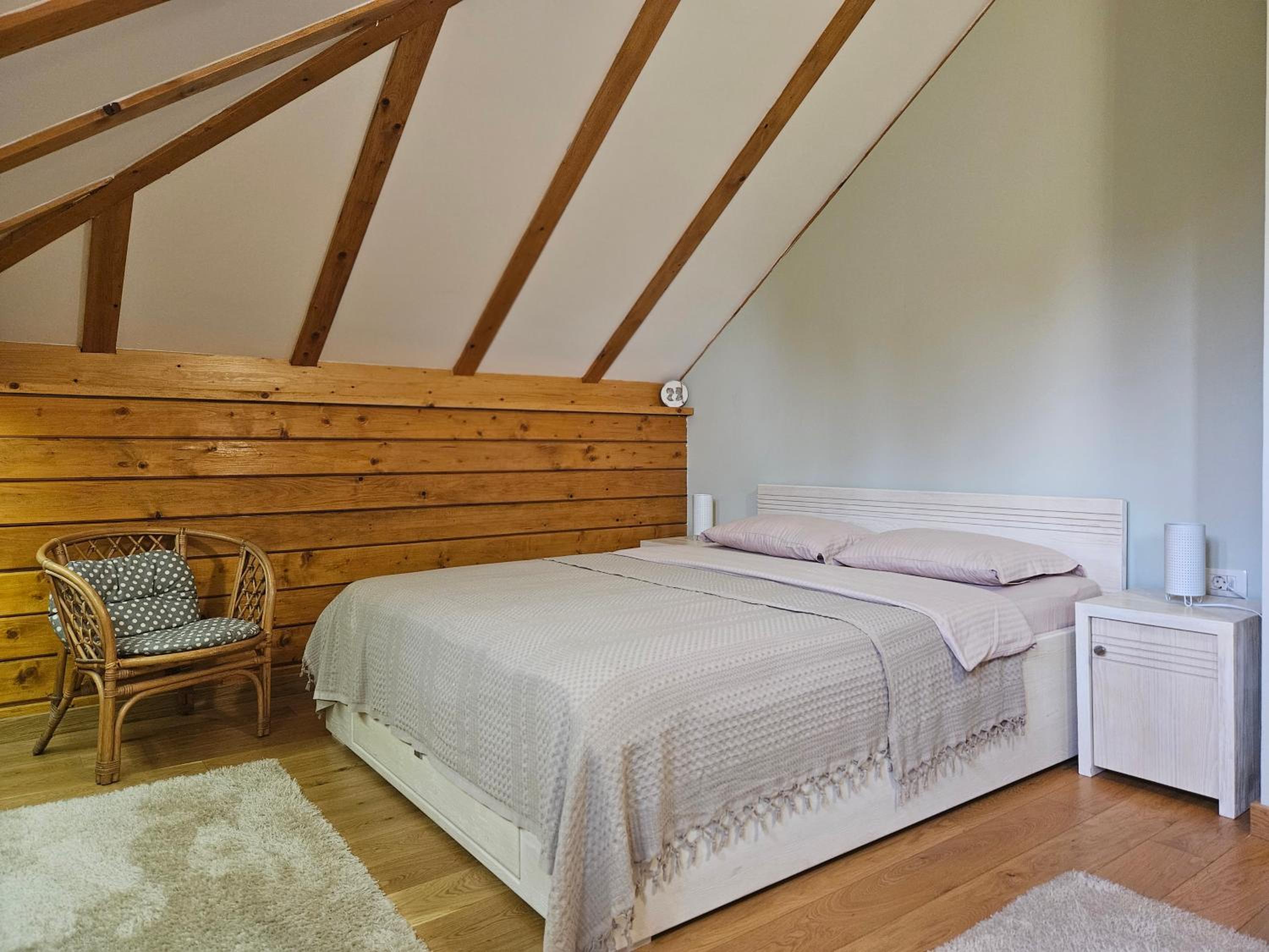 Green Forest photo 5