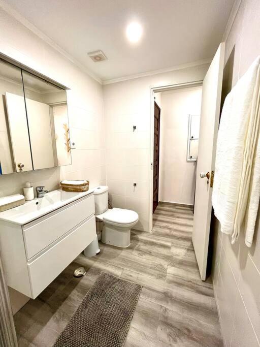 New-Romantic studio near the beach! view 2