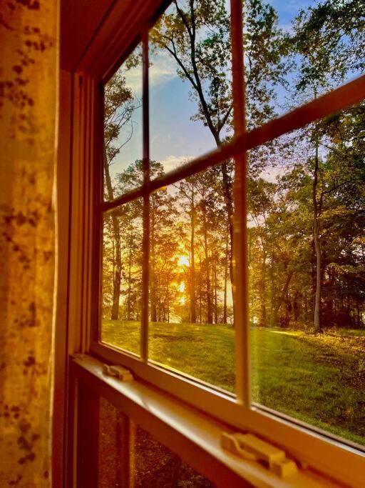 SLEEPS SIX - Rent Entire WATERFRONT Cabin #2 view 5