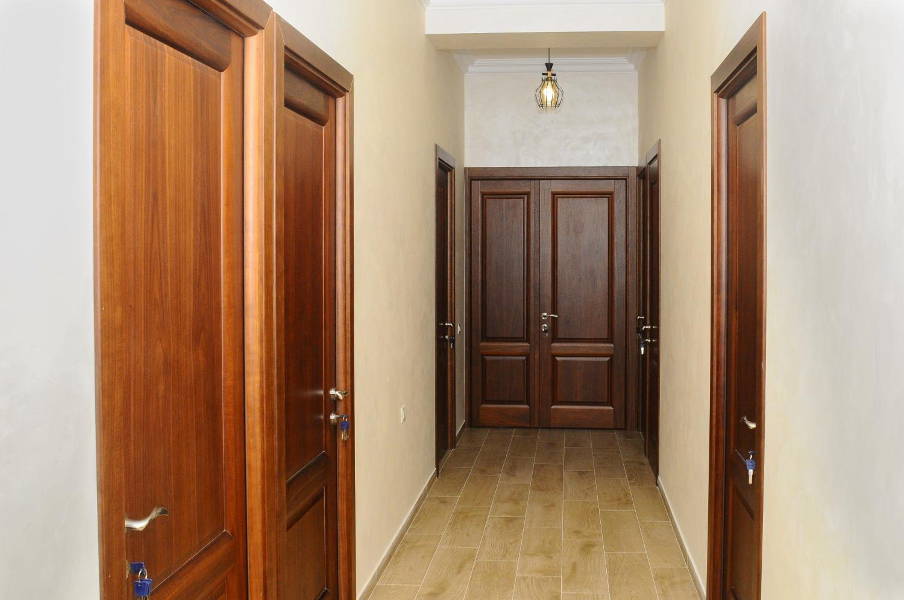 Kenut Hostel