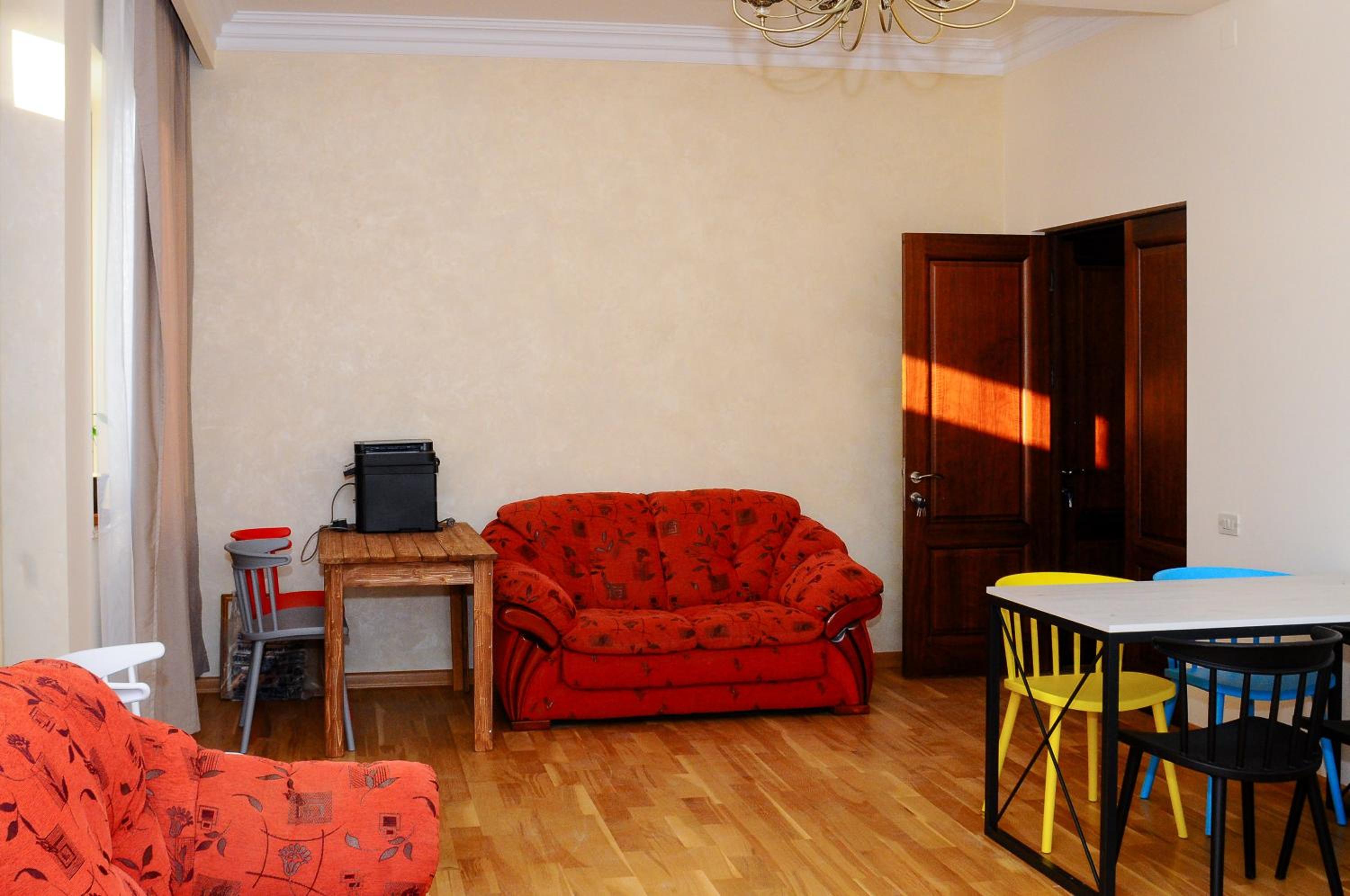 Kenut Hostel