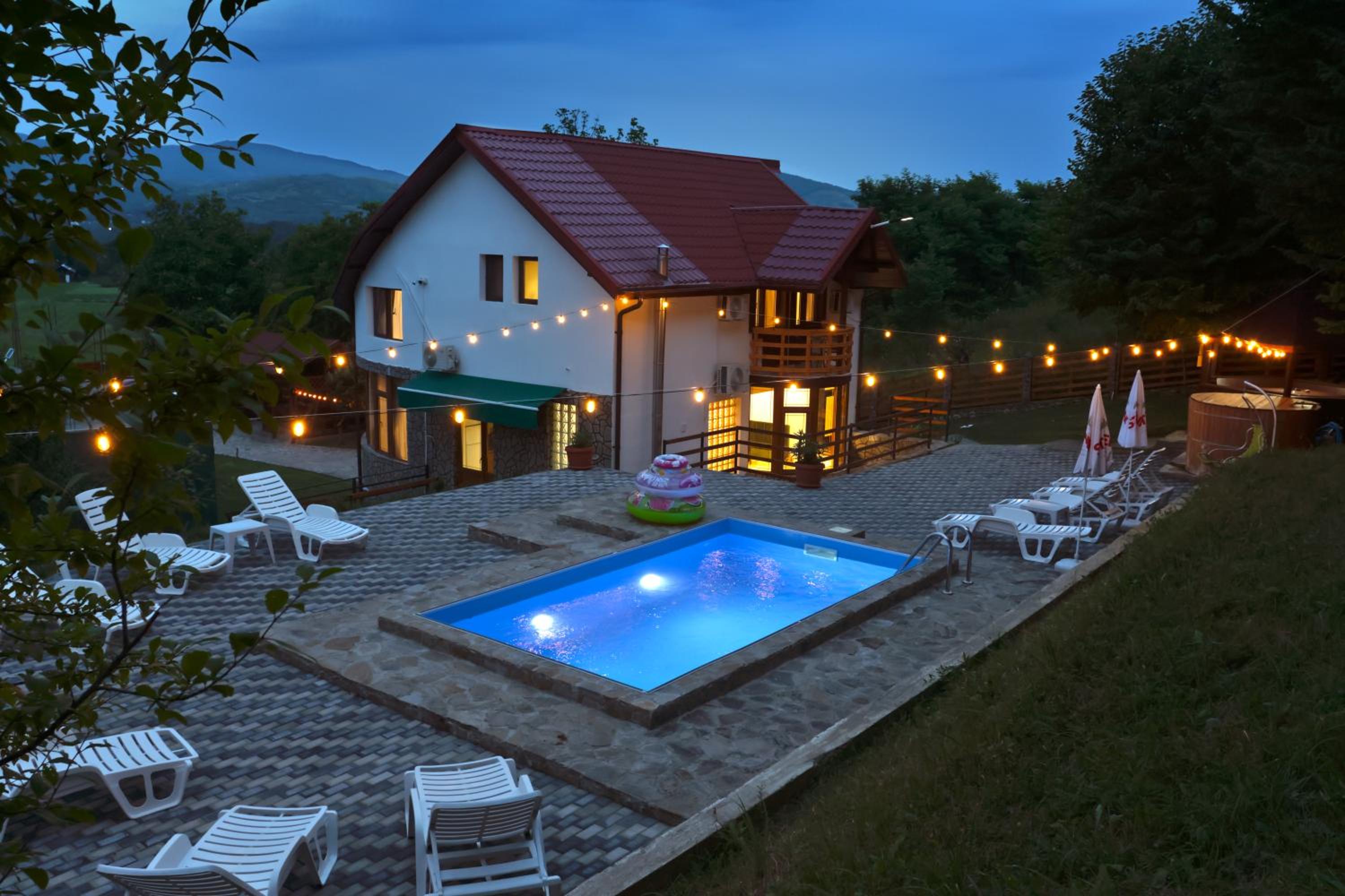 Casa Nikolia view 4