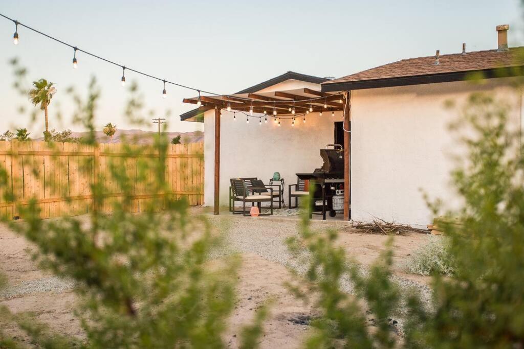 Desert Casita - Lounging under the Desert Stars view 5