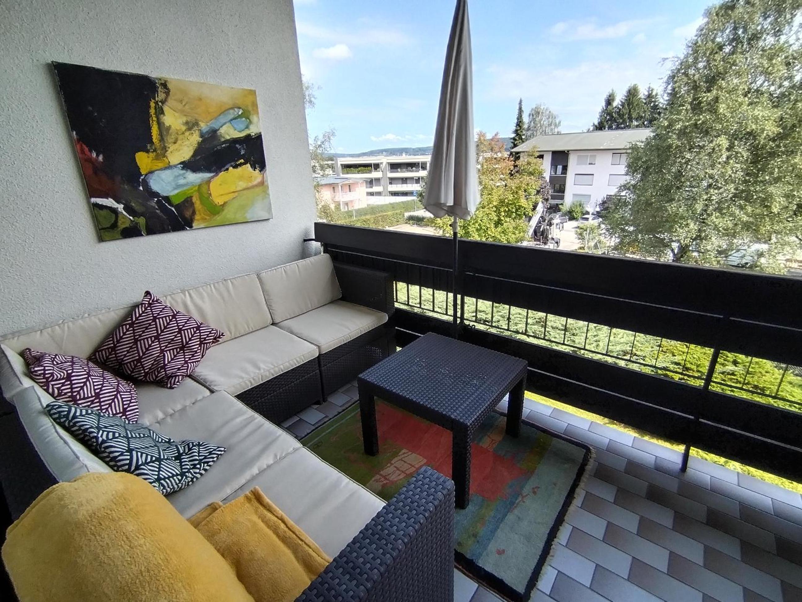 Waldeslust Warmbad mit Balkon und privatem Parkplatz