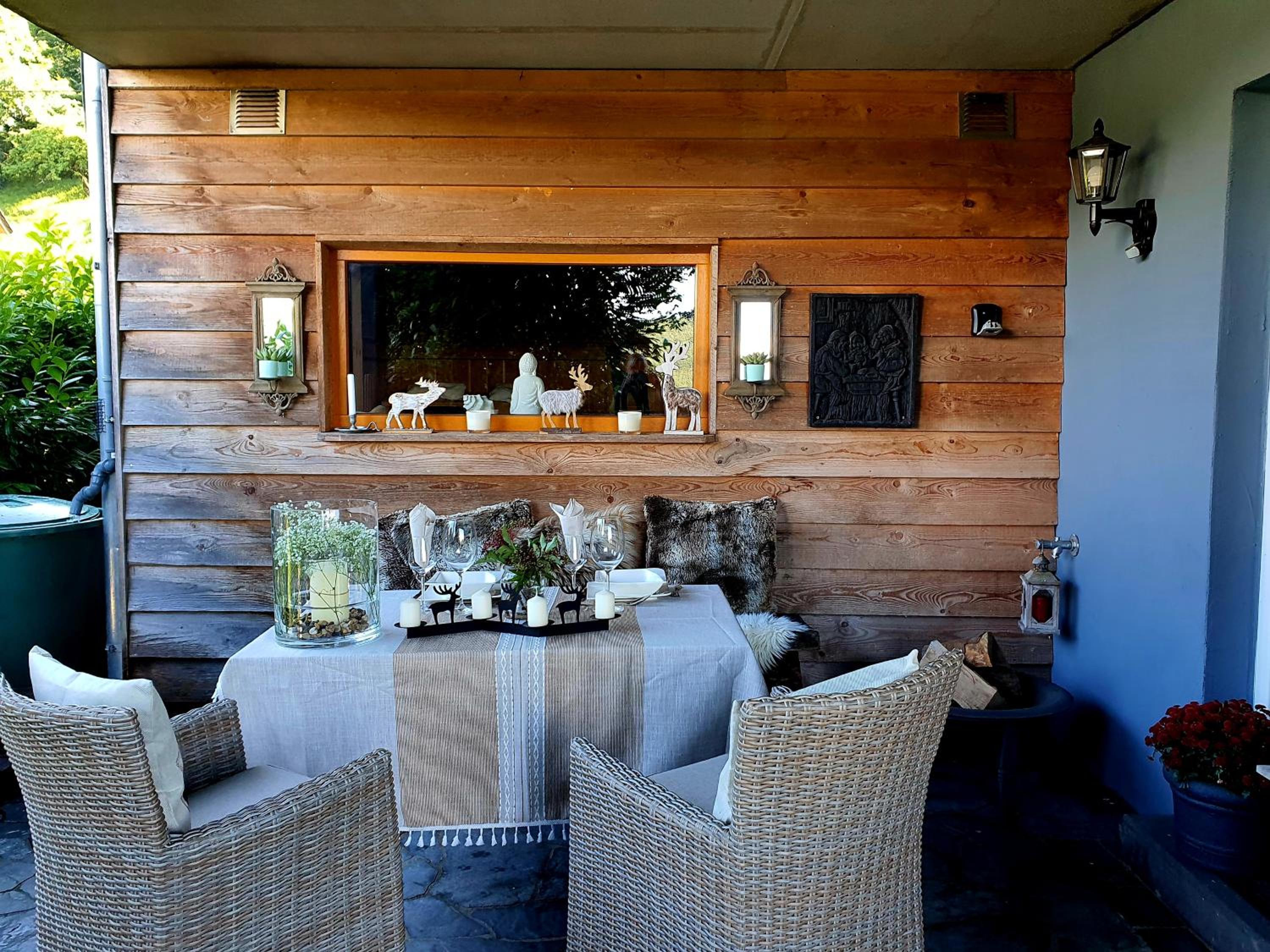 Romantic and Cosy Studio with Lake View in Meerfeld Eifel Region