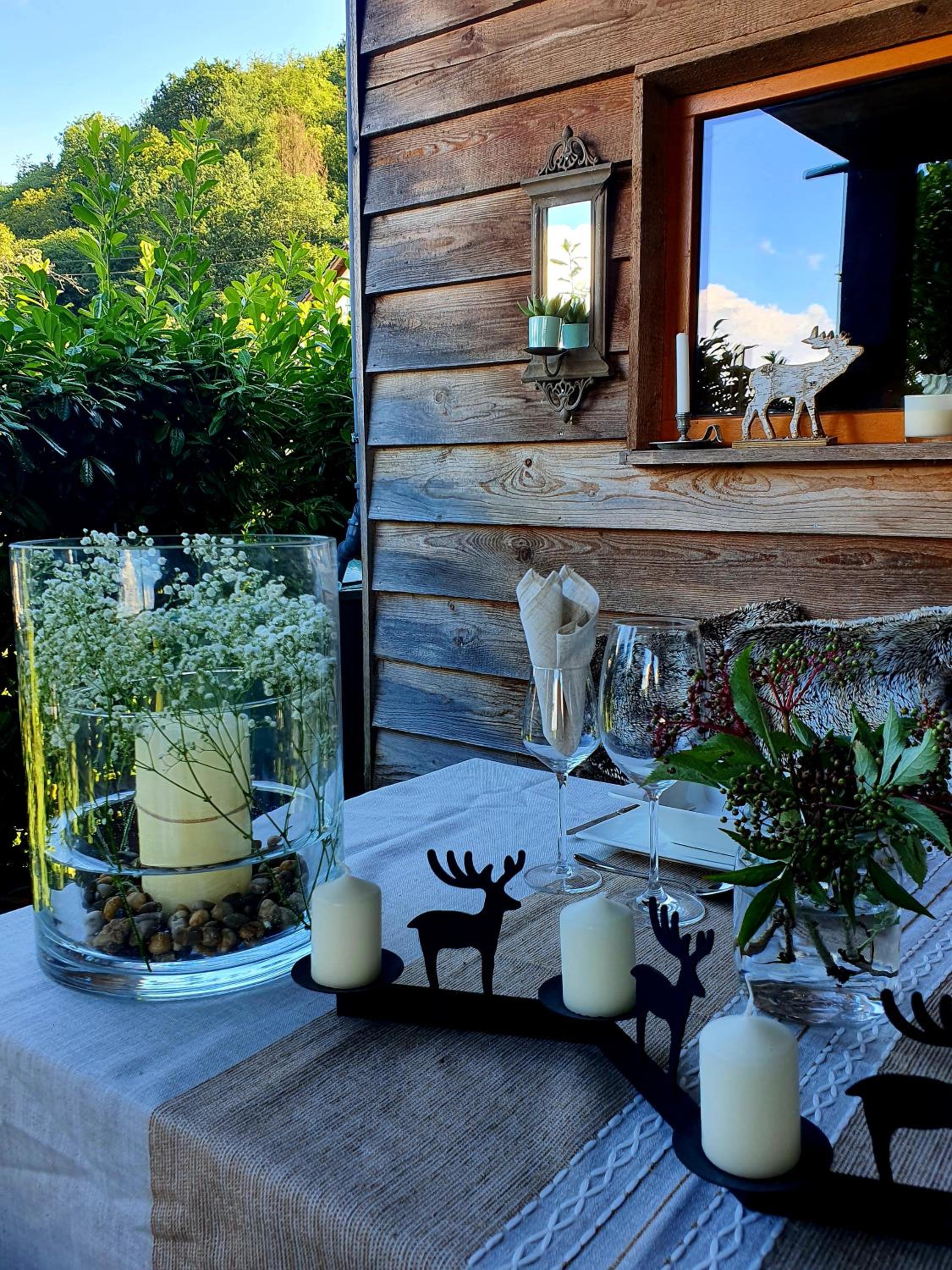 Romantic and Cosy Studio with Lake View in Meerfeld Eifel Region