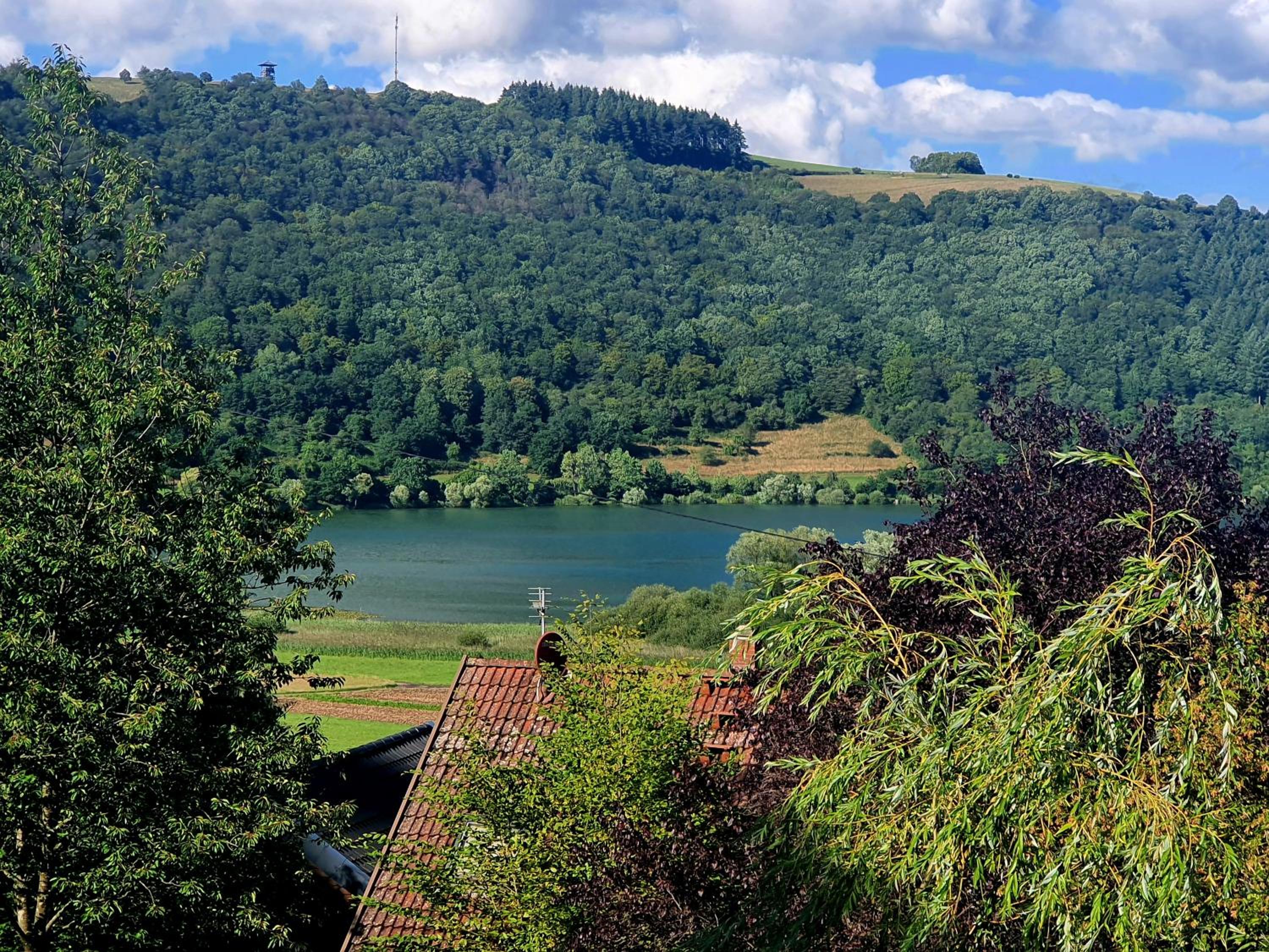Romantic and Cosy Studio with Lake View in Meerfeld Eifel Region