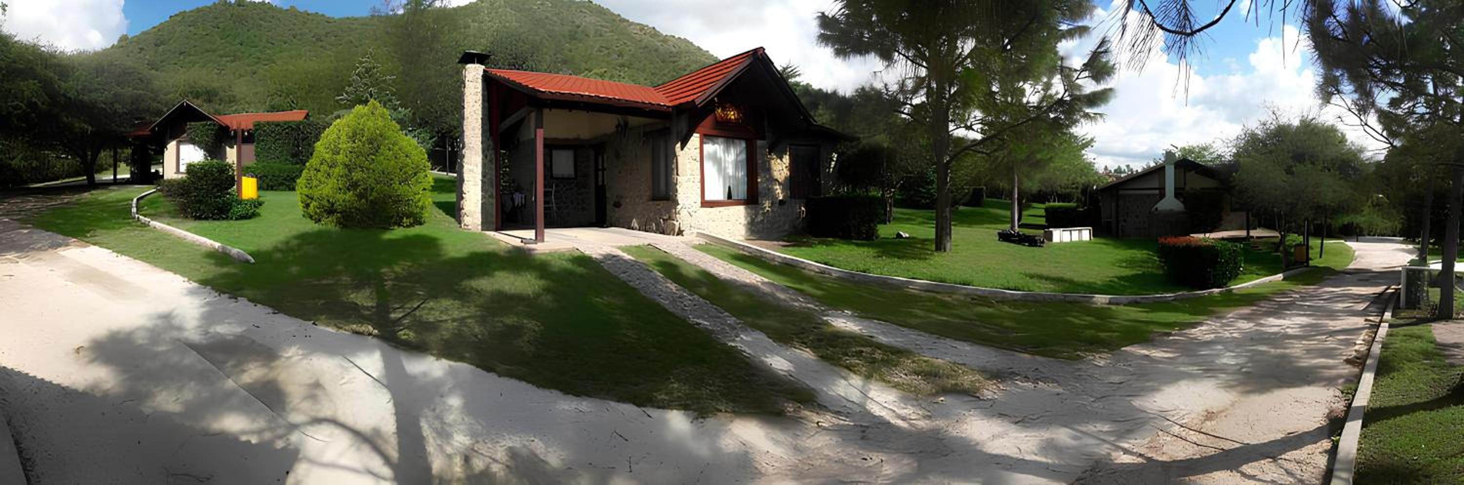 Hotel Aldea de los Pajaros - Image 1