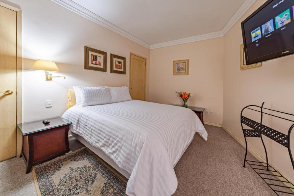 Suites Newton