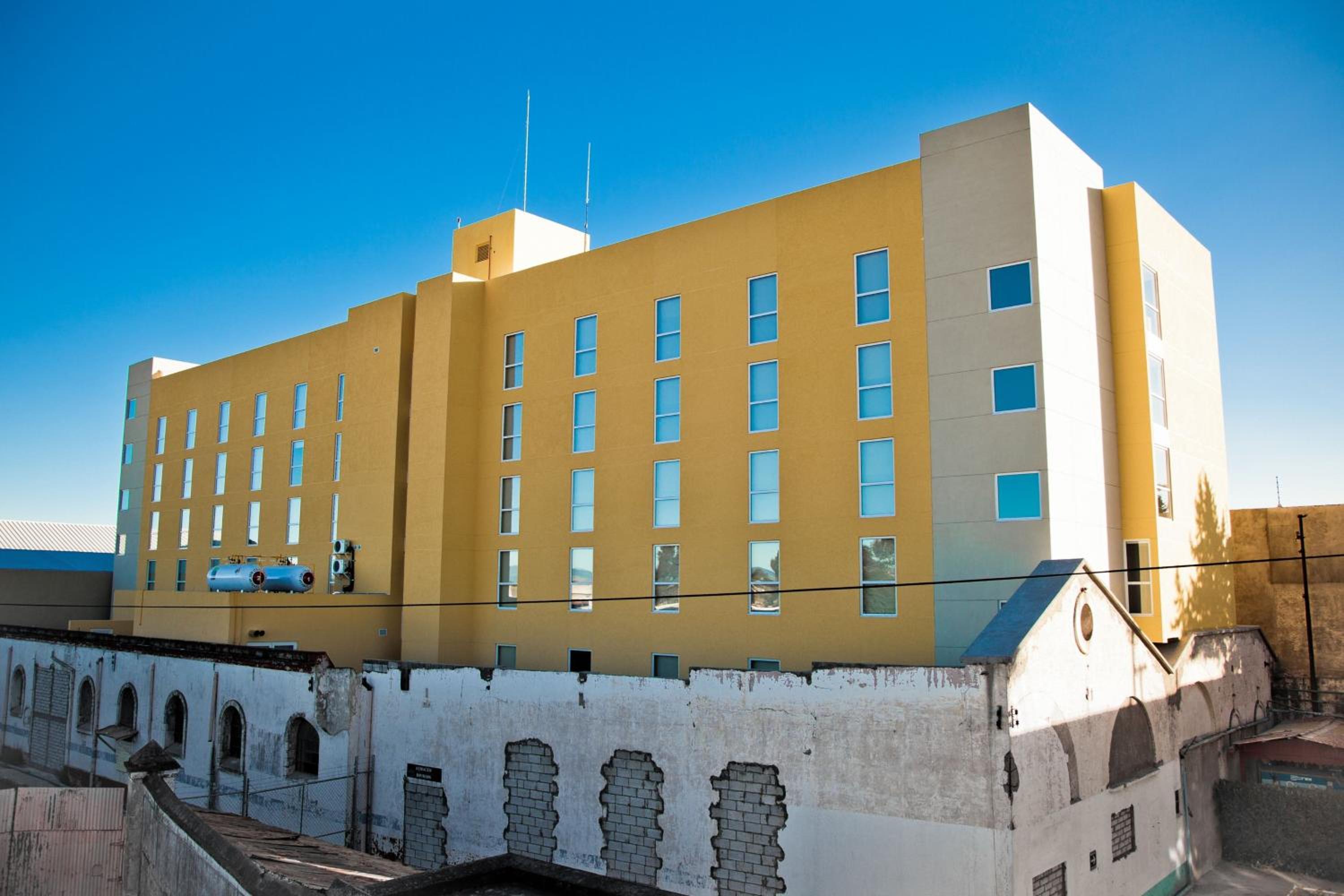 Hotel City Express by Marriott Apizaco - Image 1
