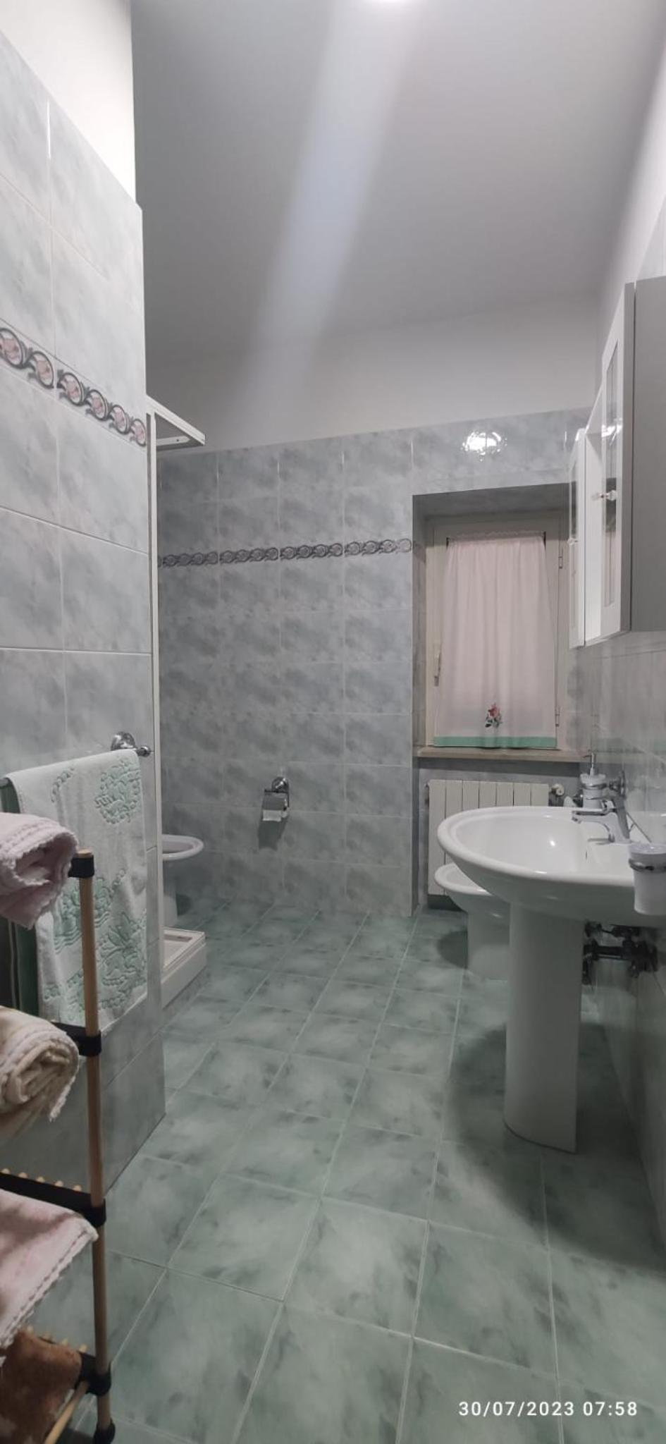 Alloggio tra Terni e Narni en Terni — bathroom