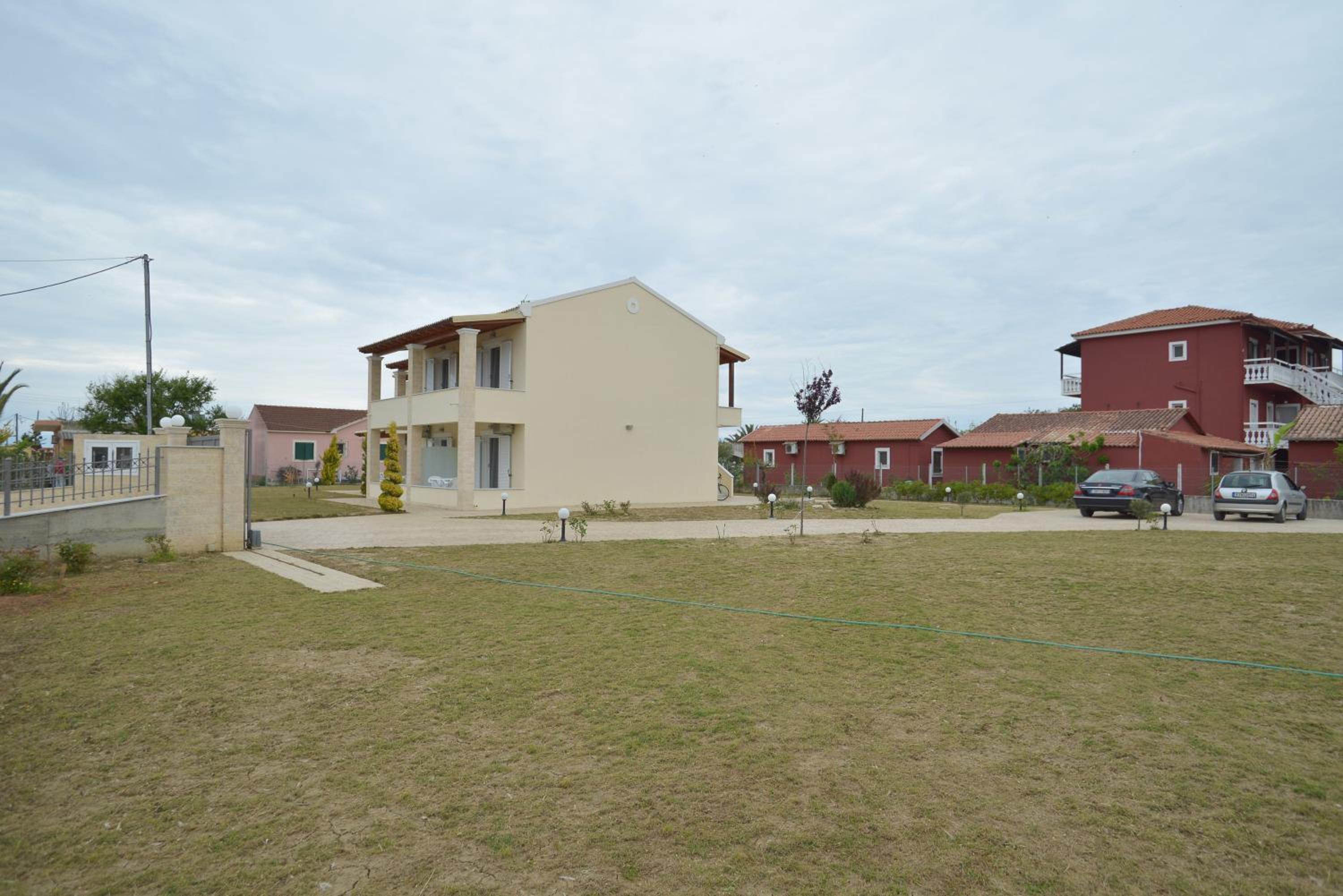 Photo 42