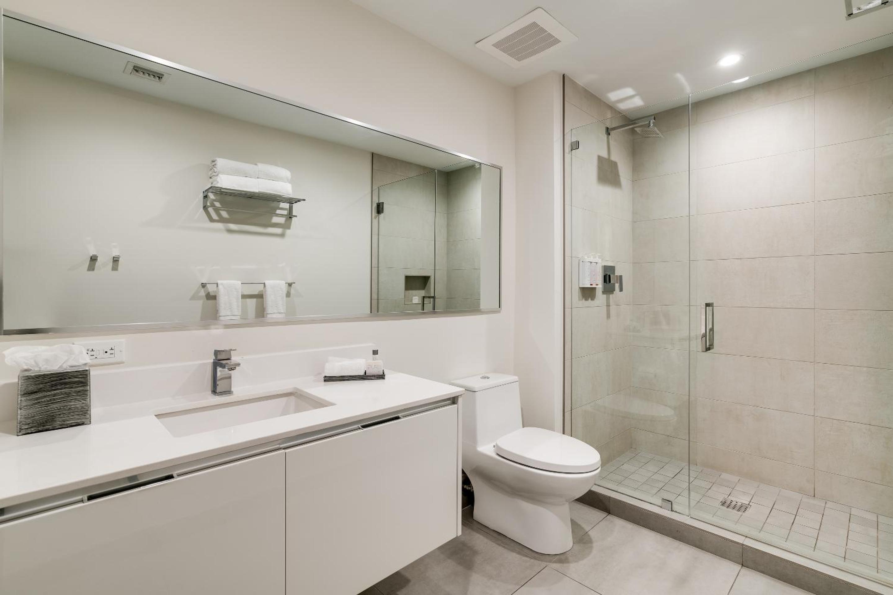 Costa Hollywood Beach Resort - An All Suite Hotel
