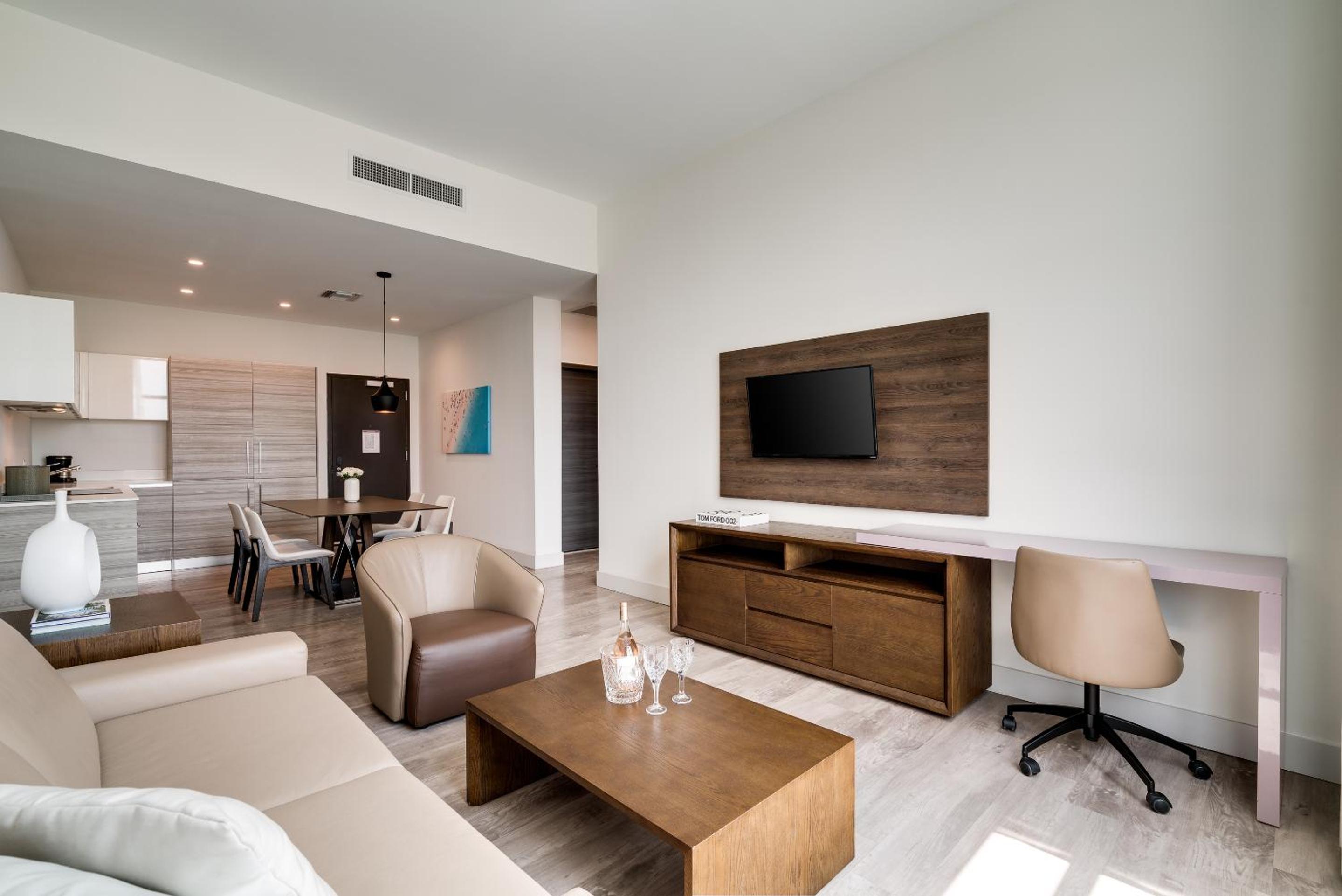 Costa Hollywood Beach Resort - An All Suite Hotel