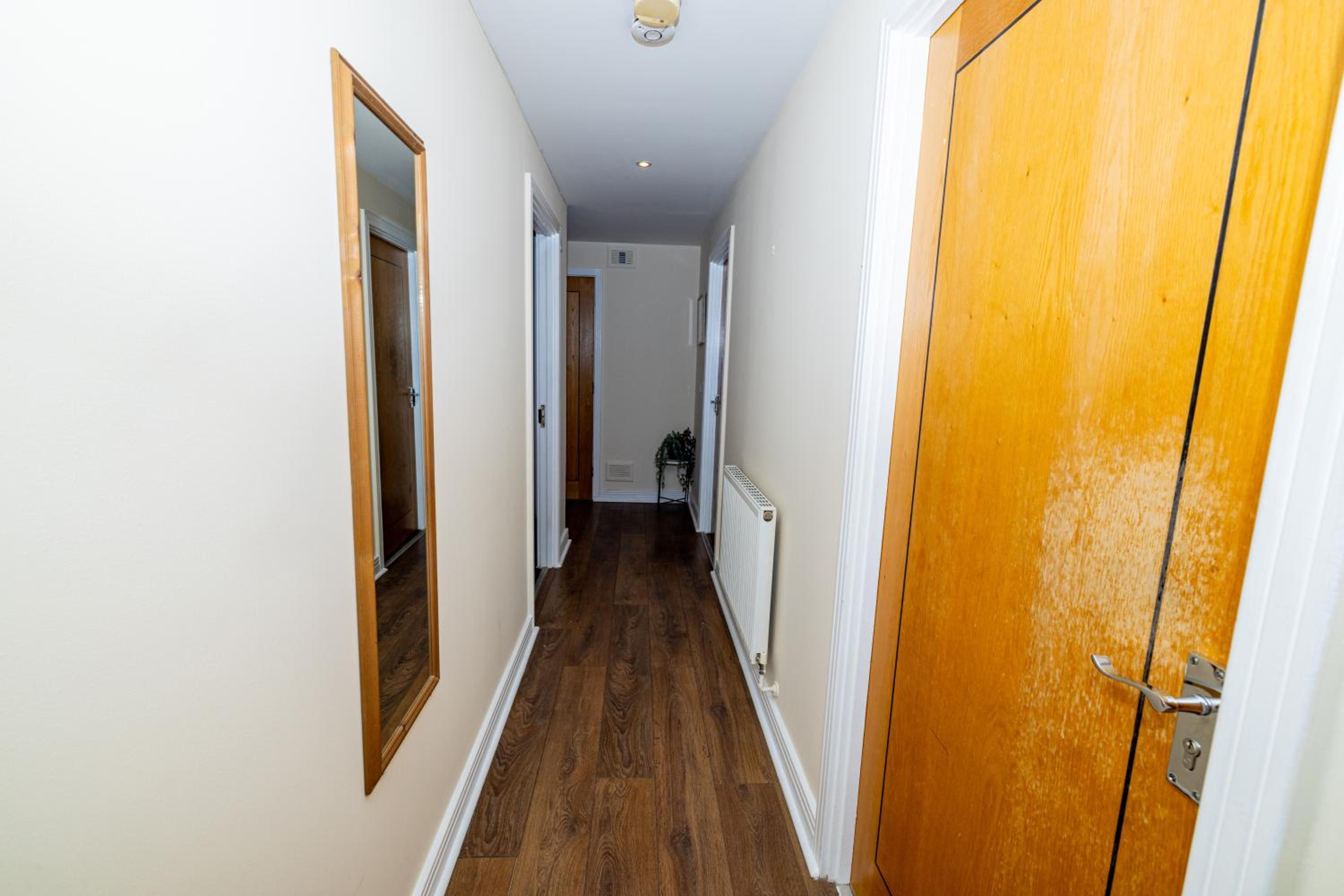 Two bed Apartment near Canary Wharf